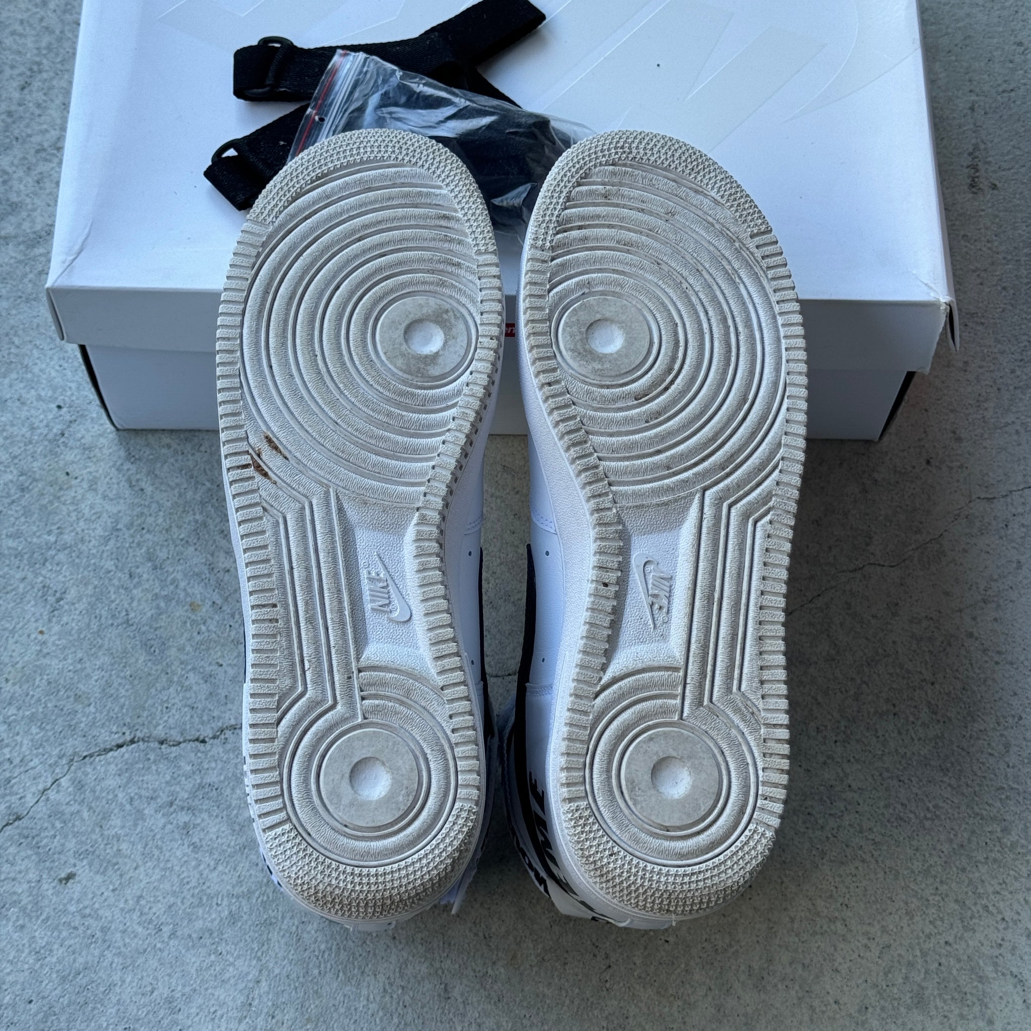 13 US - NIKE AIR FORCE 1 HIGH SUPREME WORLD FAMOUS W BOX 2014