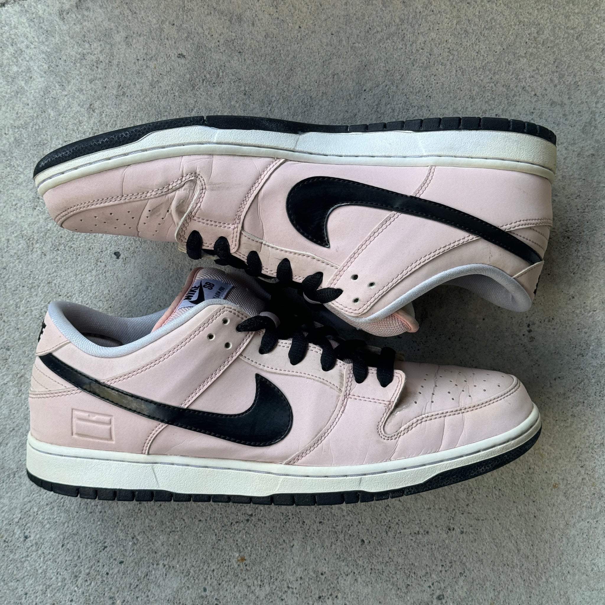 12 US - NIKE SB DUNK LOW PINK BOX W BOX 2016