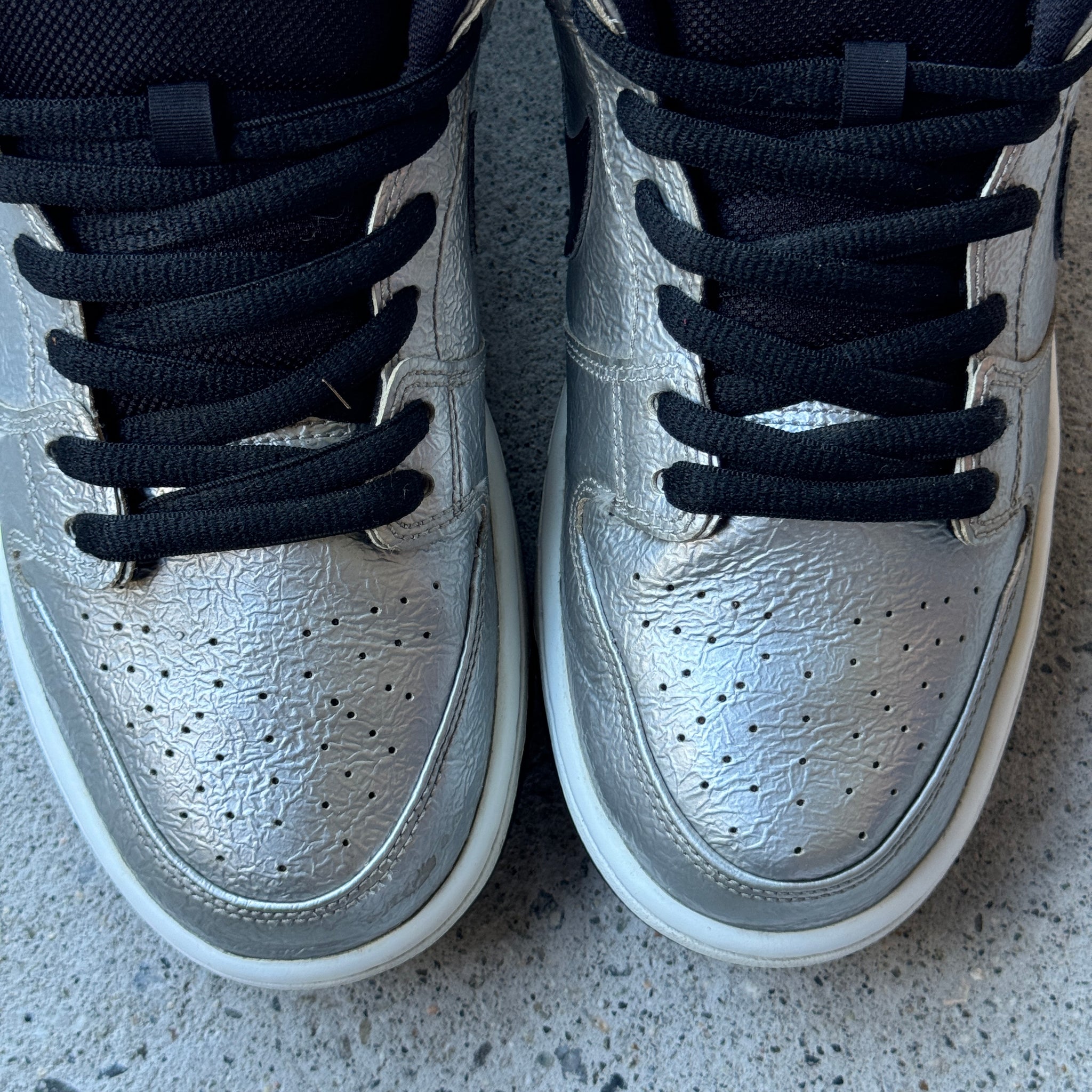 9 US - NIKE SB DUNK LOW COLD PIZZA 2016