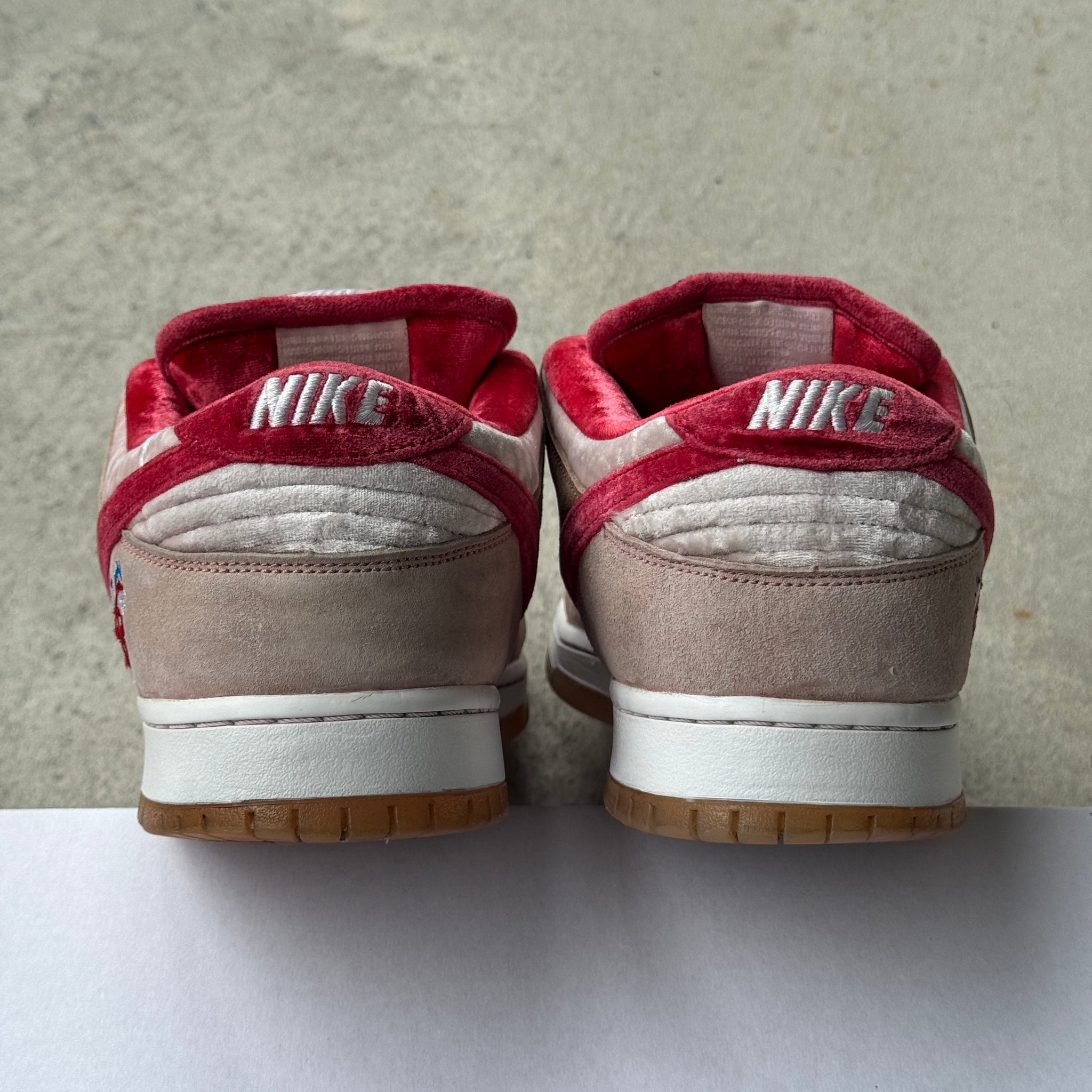 12 US - NIKE SB DUNK LOW STRANGELOVE 2020