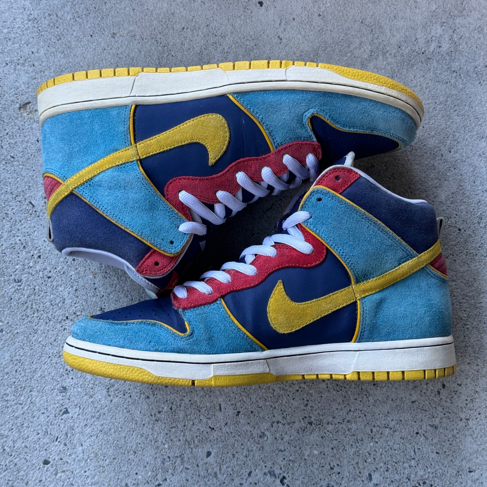9.5 US - NIKE SB DUNK HIGH PACMAN 2009