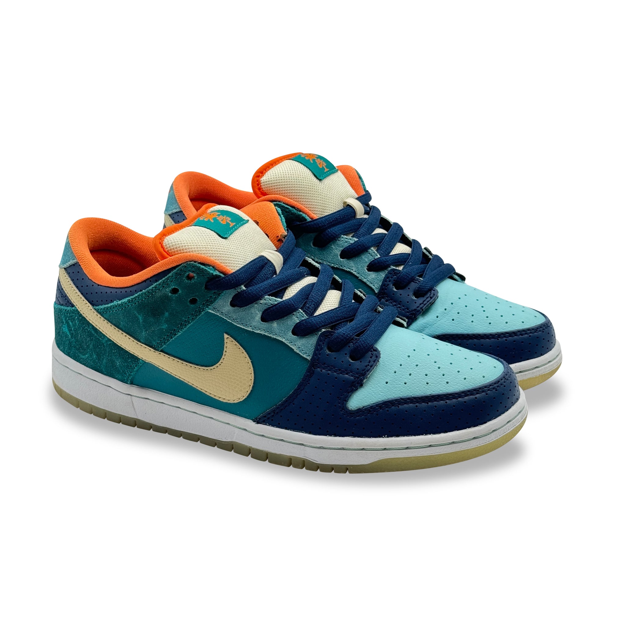 9.5 US - NIKE SB DUNK LOW MIA SKATE SHOP W BOX 2013