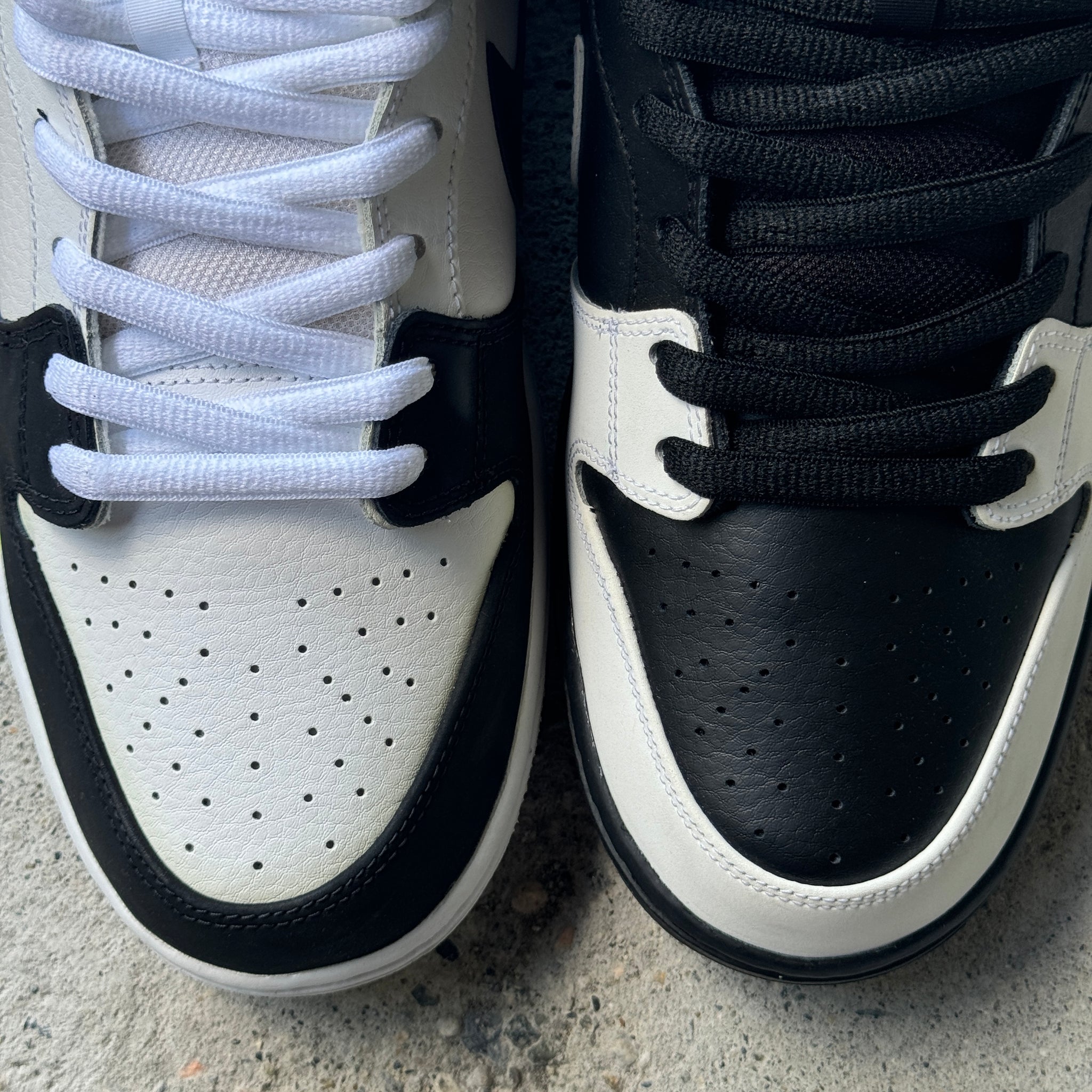 13 US - DS NIKE SB DUNK LOW YIN YANG W BOX 2015