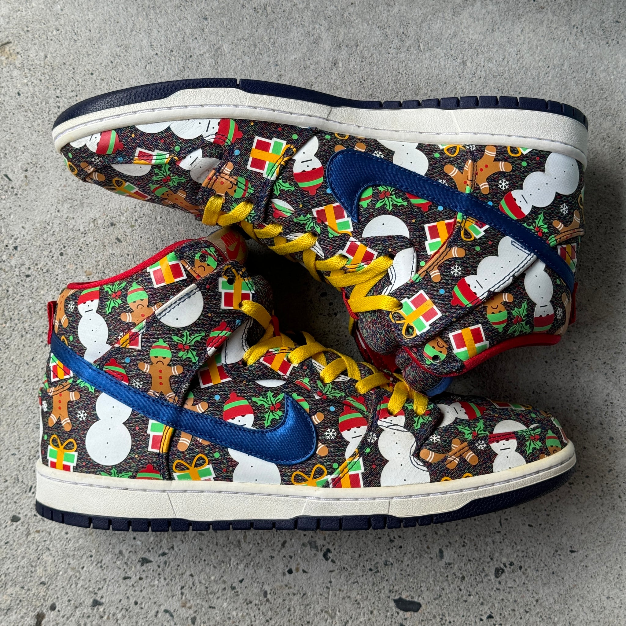 11 US - NIKE SB DUNK HIGH CONCEPTS UGLY CHRISTMAS SWEATER 2017