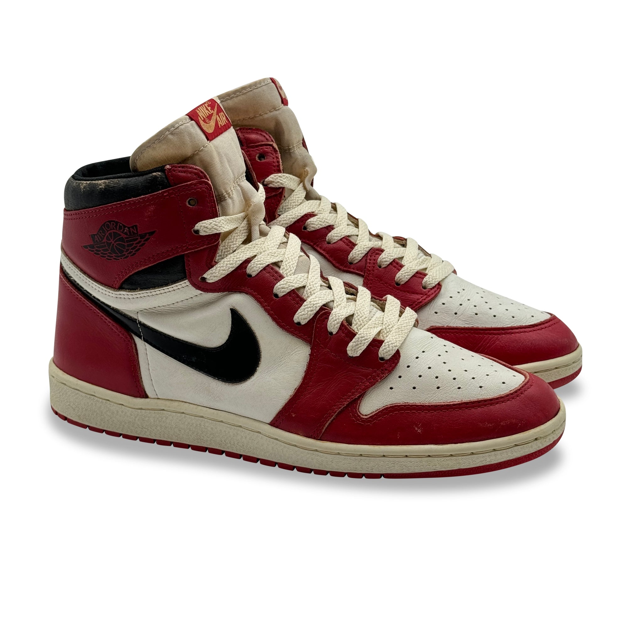 13 US - JORDAN 1 CHICAGO 1985