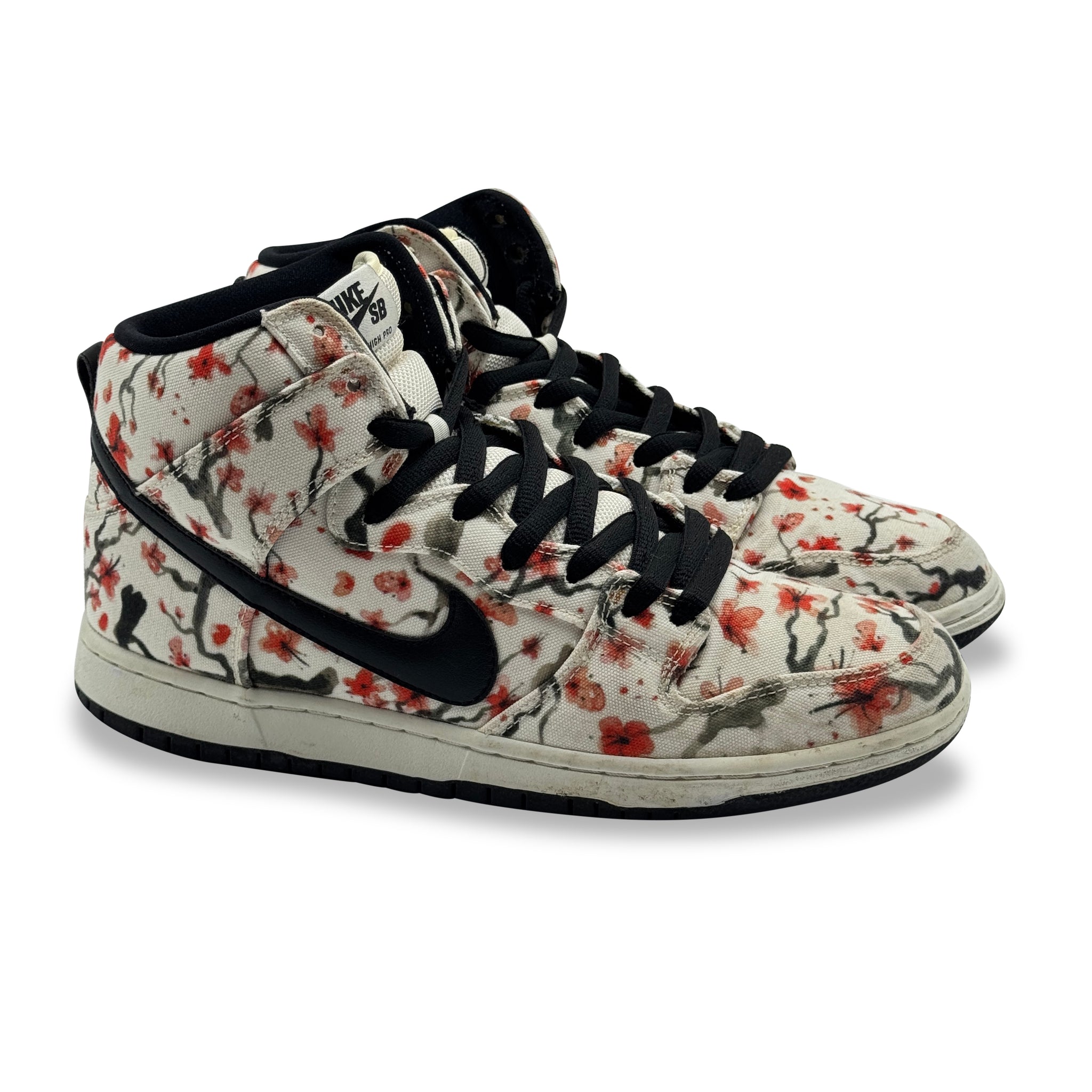 DS Nike SB Dunk High \'Cherry Blossom\' sz. 6 (NO BOX) Nike SB Dunk High Cherry Blossom - 305050-106 Raffles  main image 4