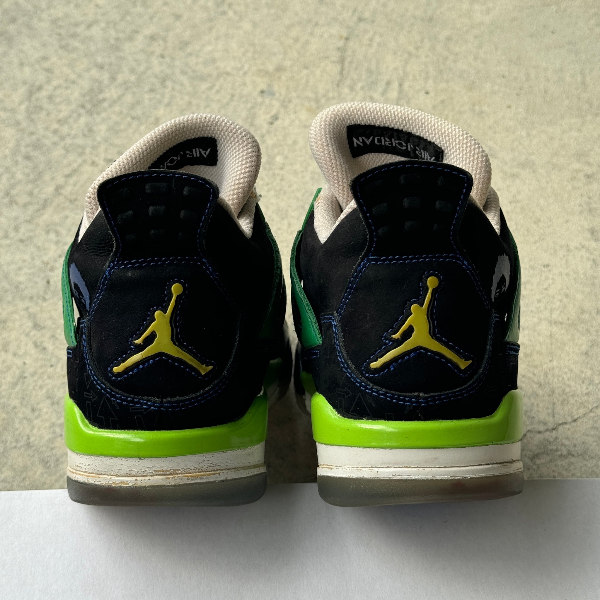 8.5 US - JORDAN 4 DOERNBECHER 2011