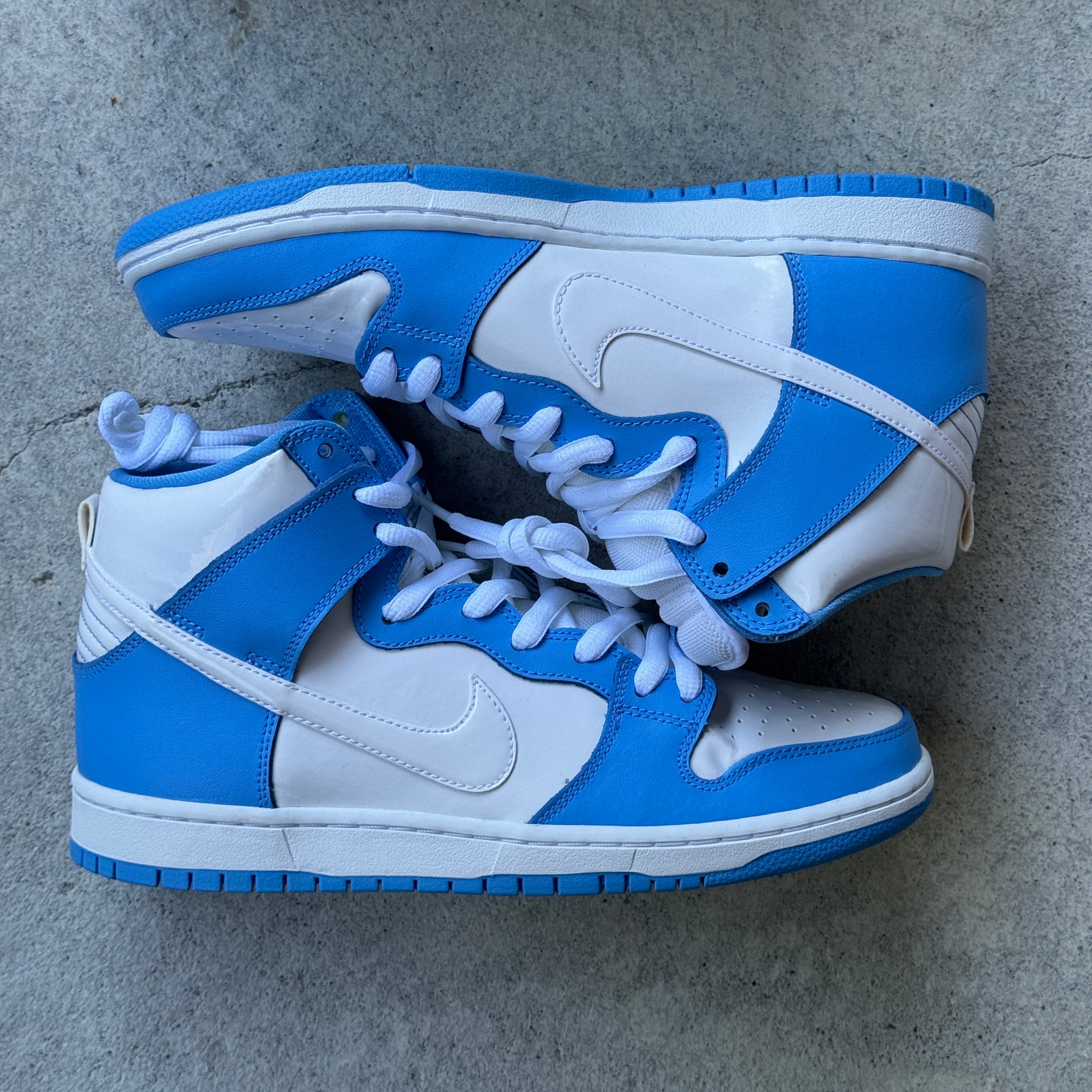 10 US - DS NIKE SB DUNK HIGH RIVALRY UNC W BOX 2014