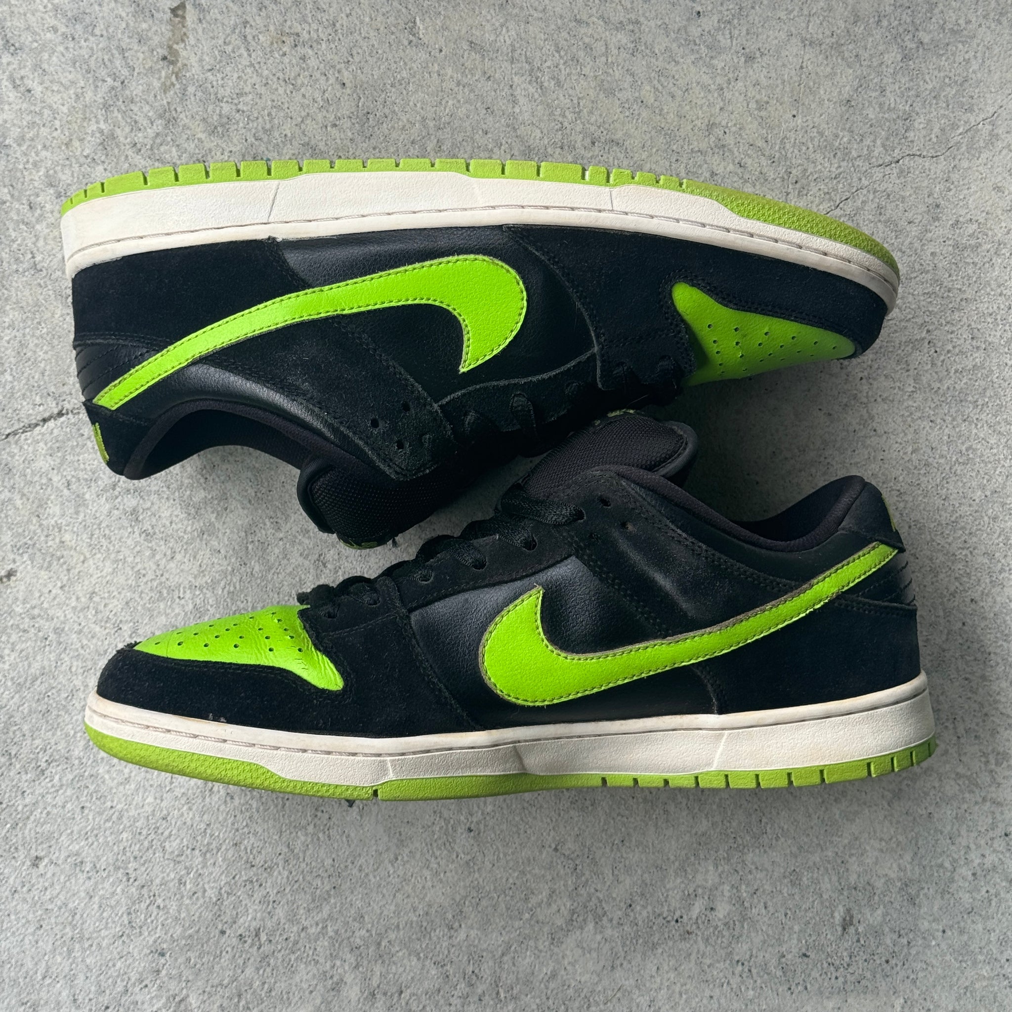 12 US - NIKE SB DUNK LOW JPACK NEON W BOX 2010