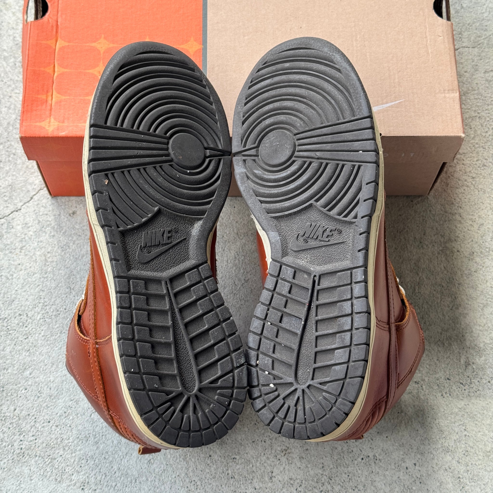 10 US - NIKE DUNK HIGH CURRY W BOX 2003