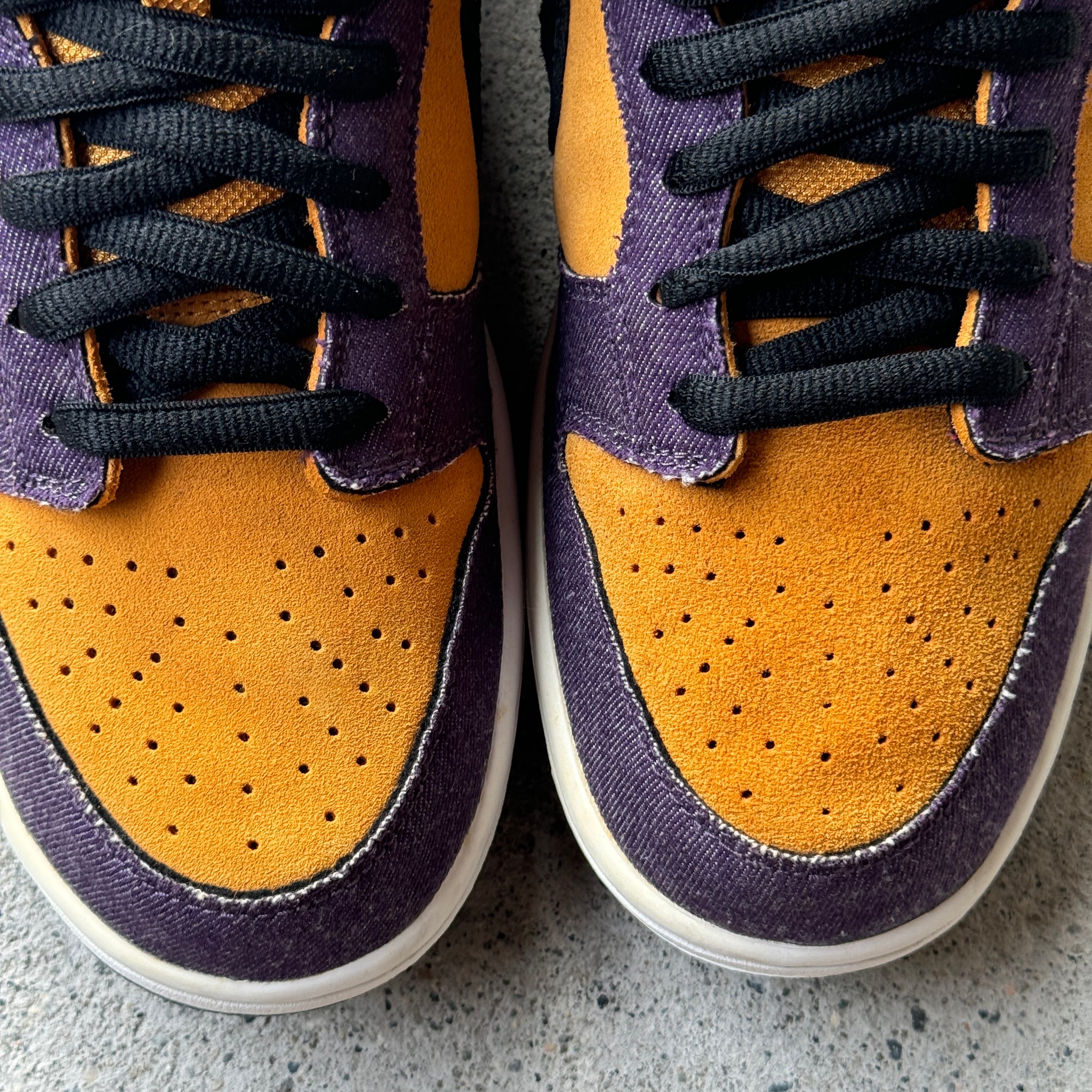 9.5 US - NIKE SB DUNK LOW GOOFY BOY W BOX 2009