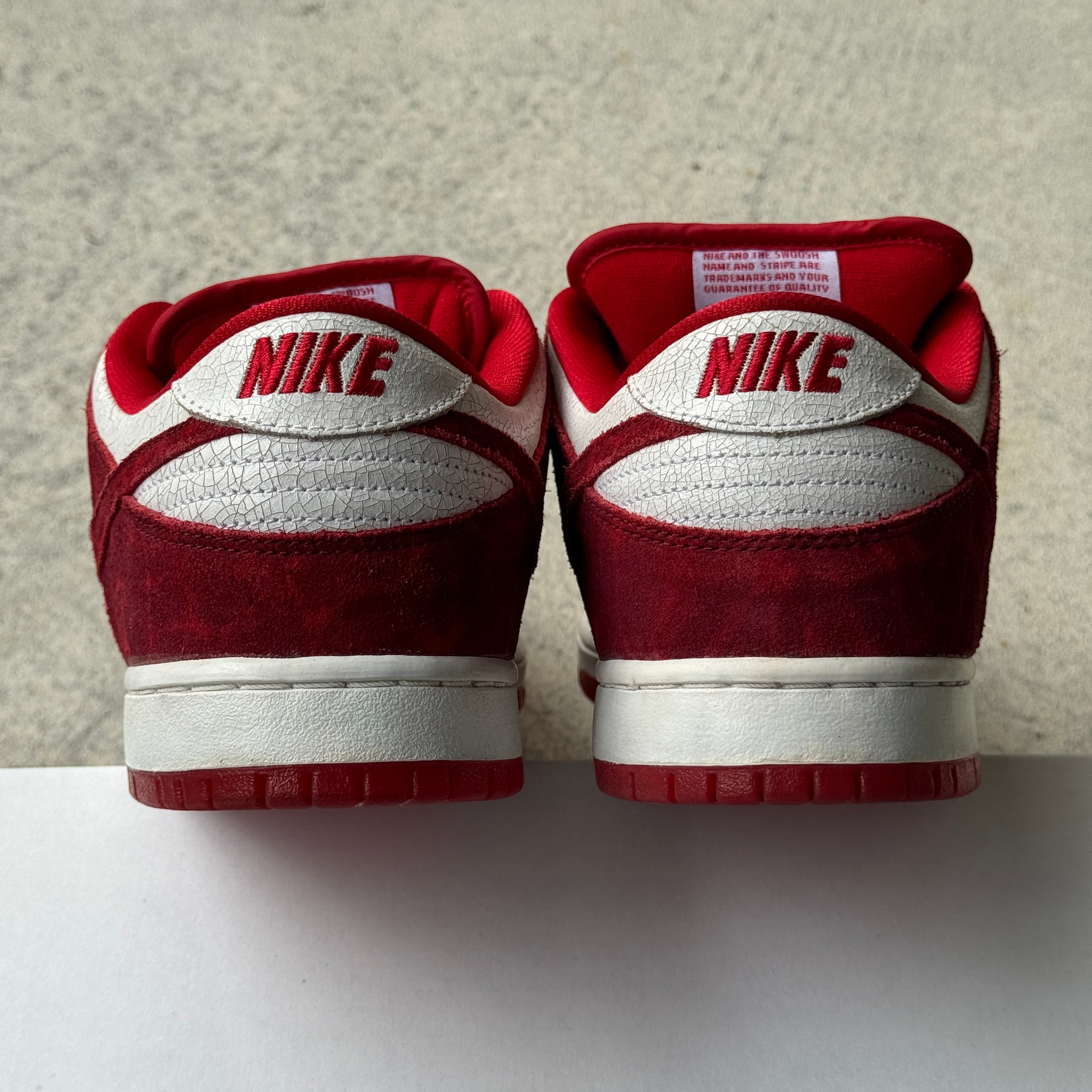 11 US - NIKE SB DUNK LOW VALENTINES 2014