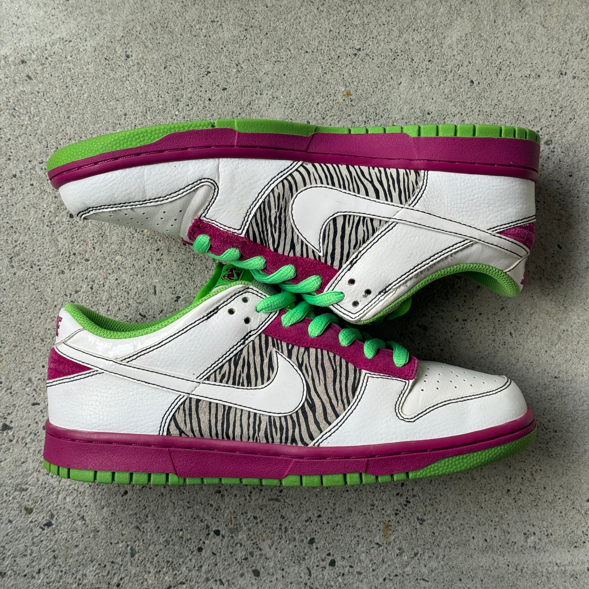 10.5W/9M US -  NIKE WMNS DUNK LOW 6.0 MEAN GREEN 2009