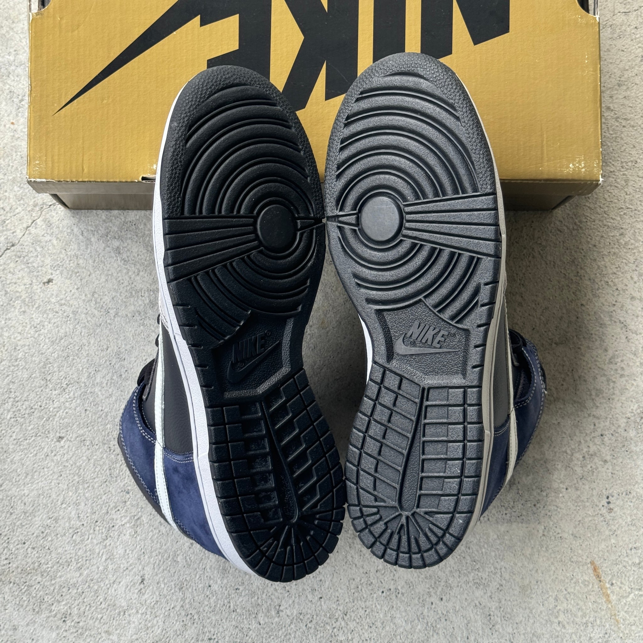 11 US - DS NIKE SB DUNK HIGH UNFUTURA W BOX 2008