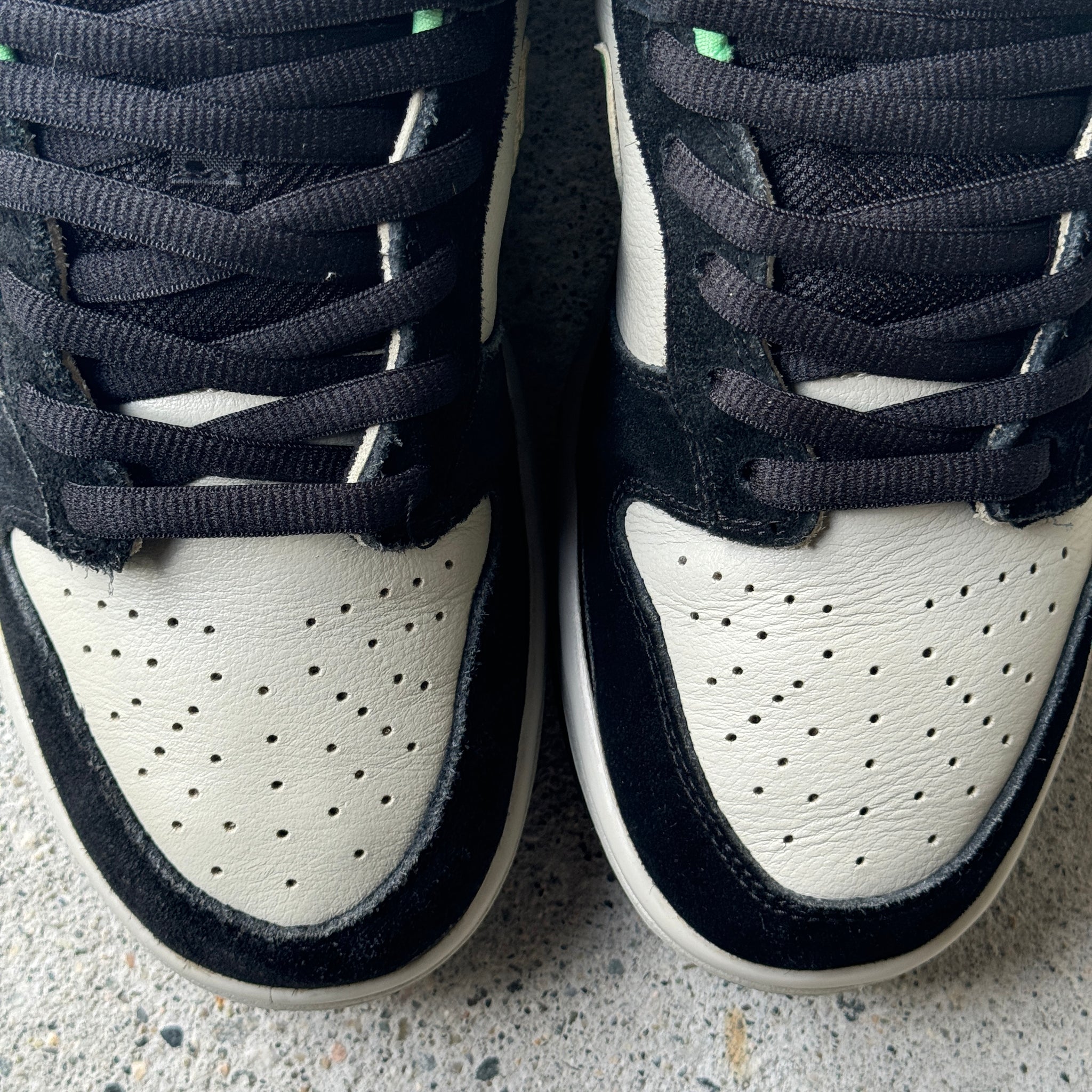 9.5 US - NIKE SB DUNK LOW POISON 2008