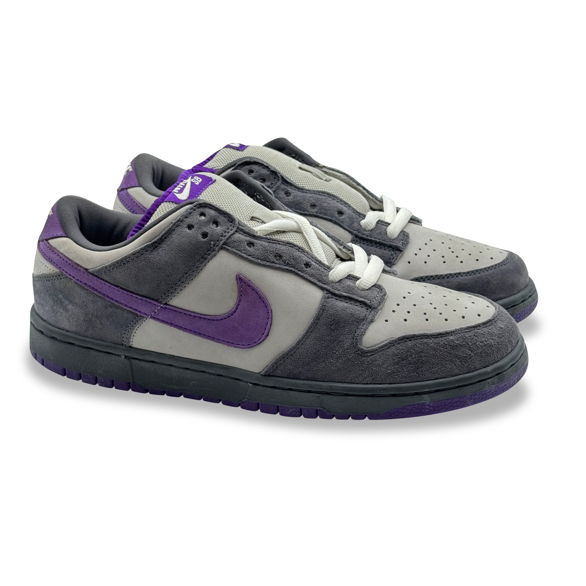 11 US - DS NIKE SB DUNK LOW PURPLE PIGEON W BOX 2006