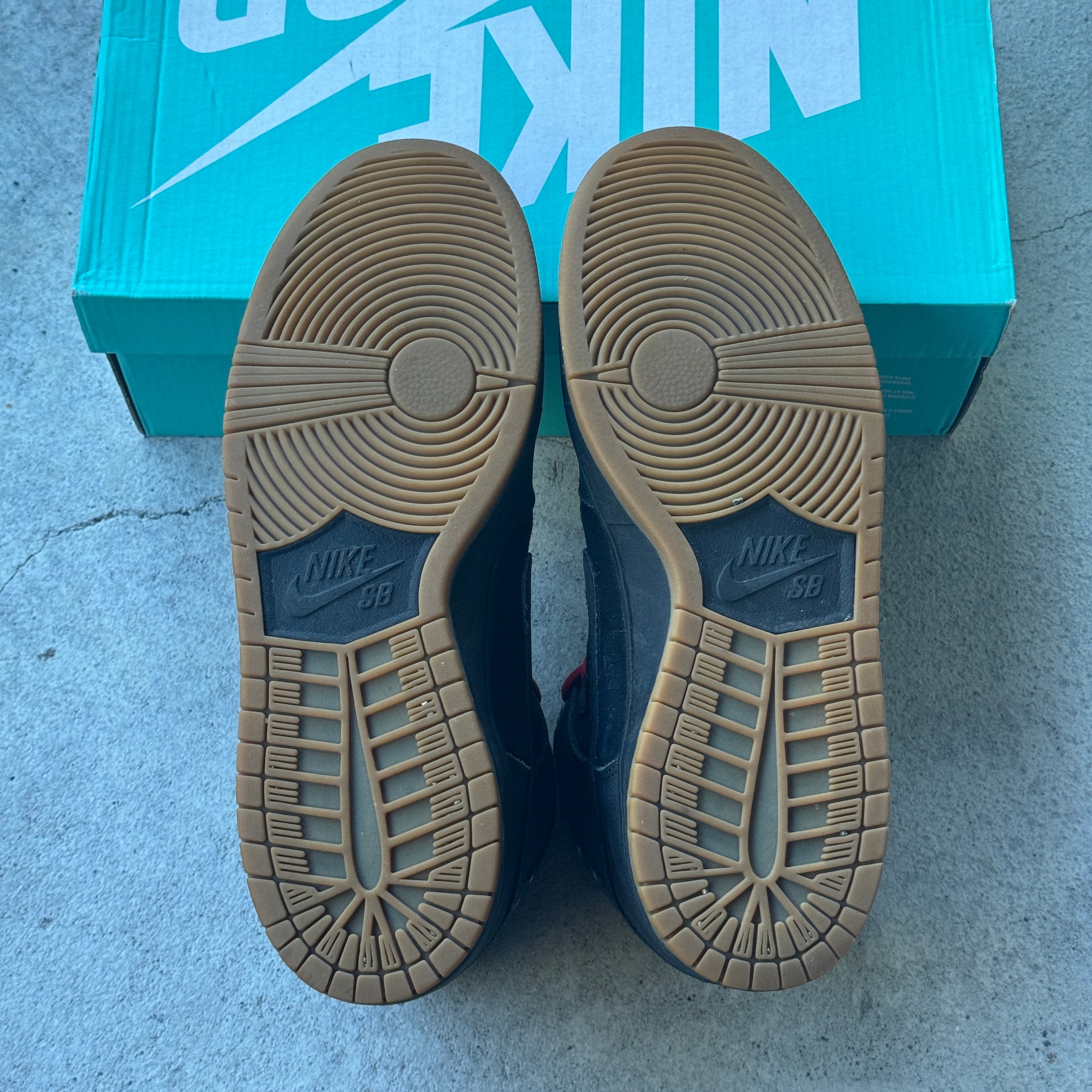 12 US - NIKE SB DUNK HIGH CAPTAIN AMERICA W BOX 2014