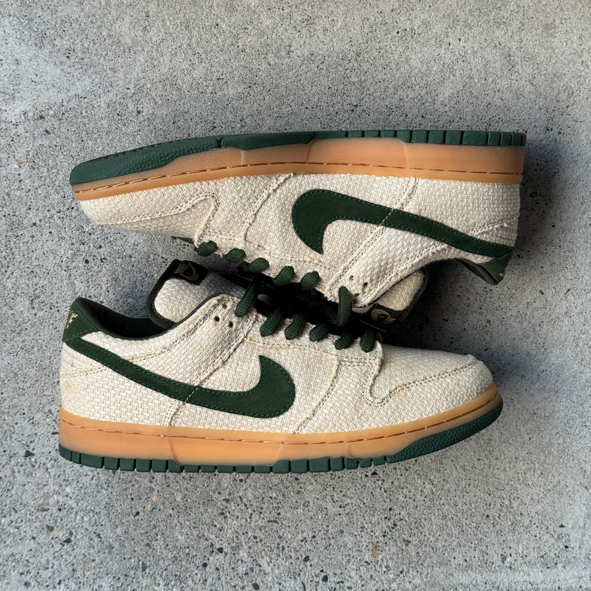 9 US - NIKE SB DUNK LOW BONSAI HEMP SAMPLE 2004