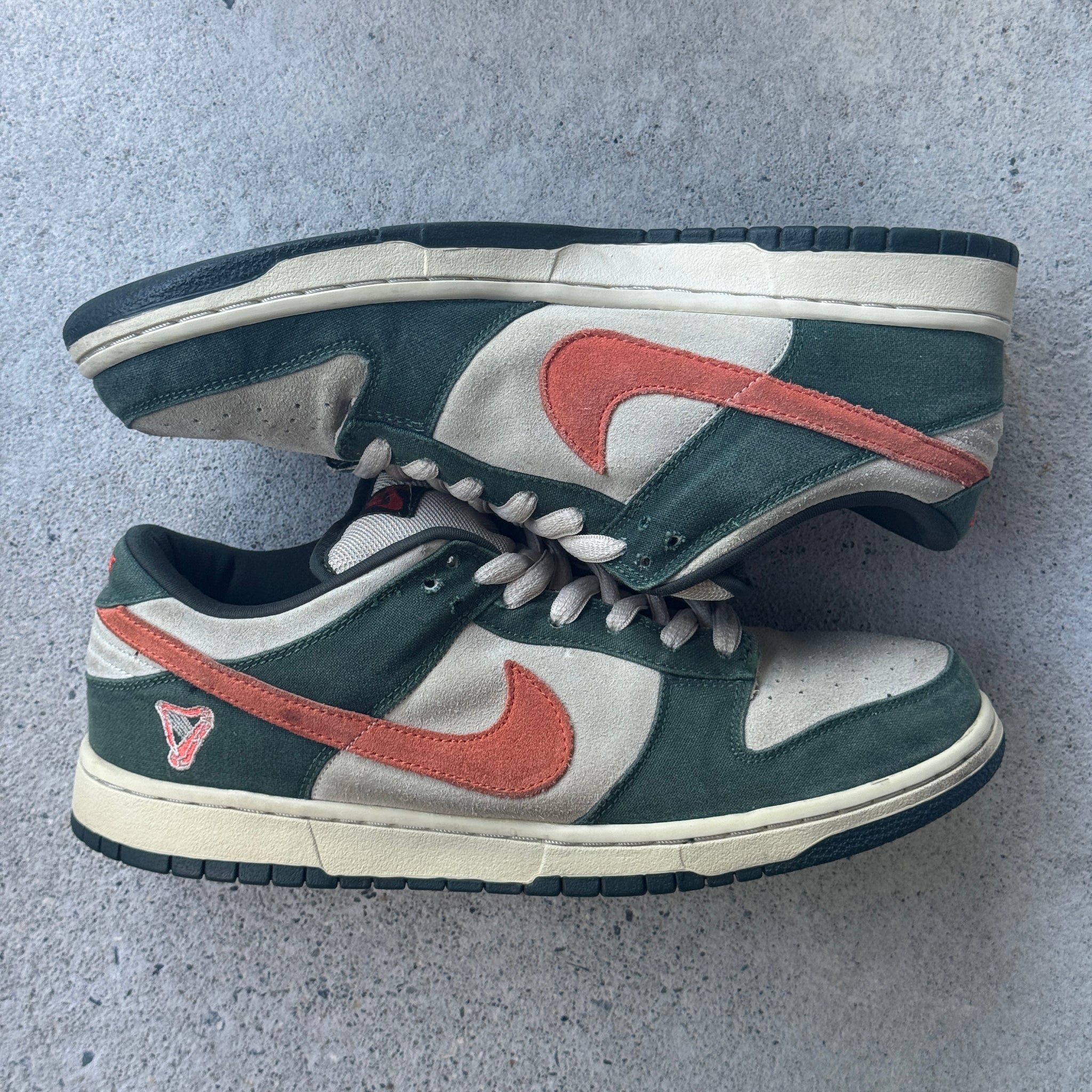 11 US - NIKE SB DUNK ERIE 2006