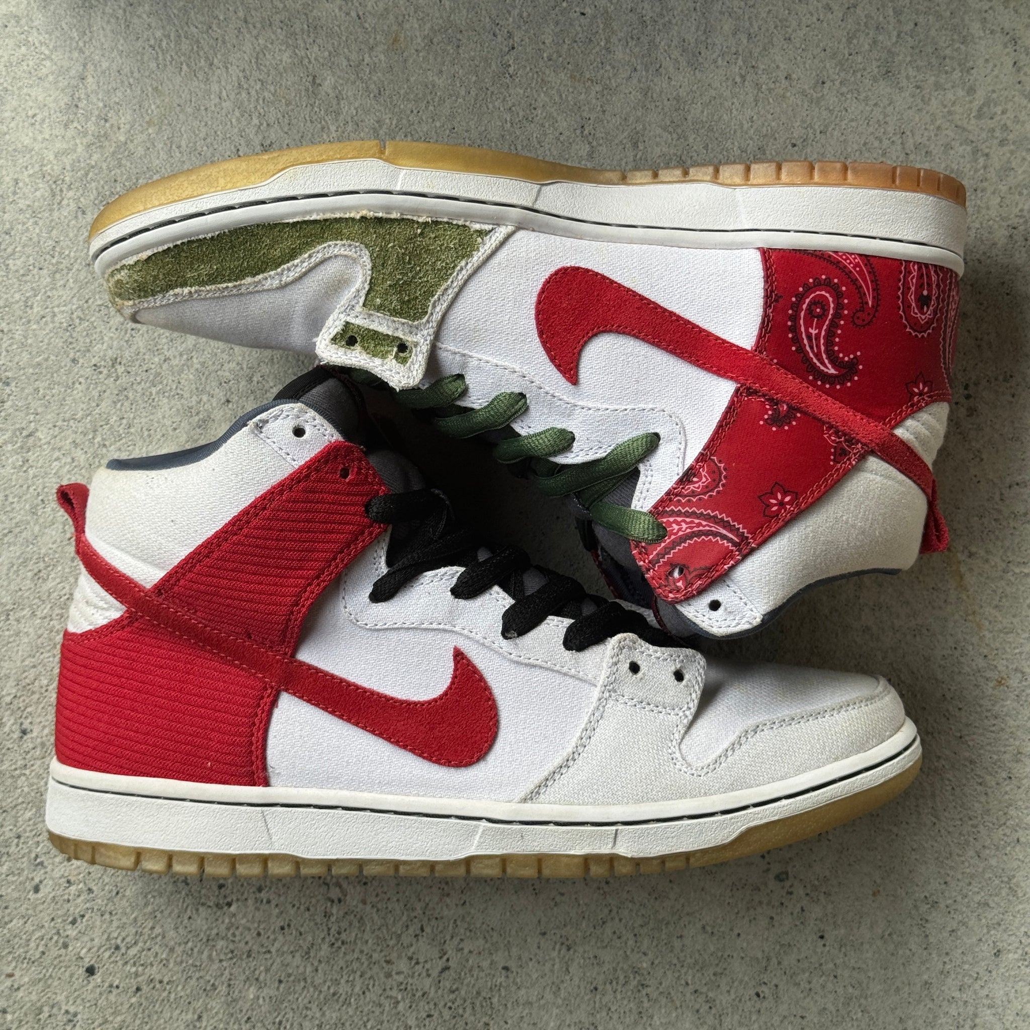 9 US - NIKE SB DUNK HIGH CHEECH N CHONG W BOX 2011