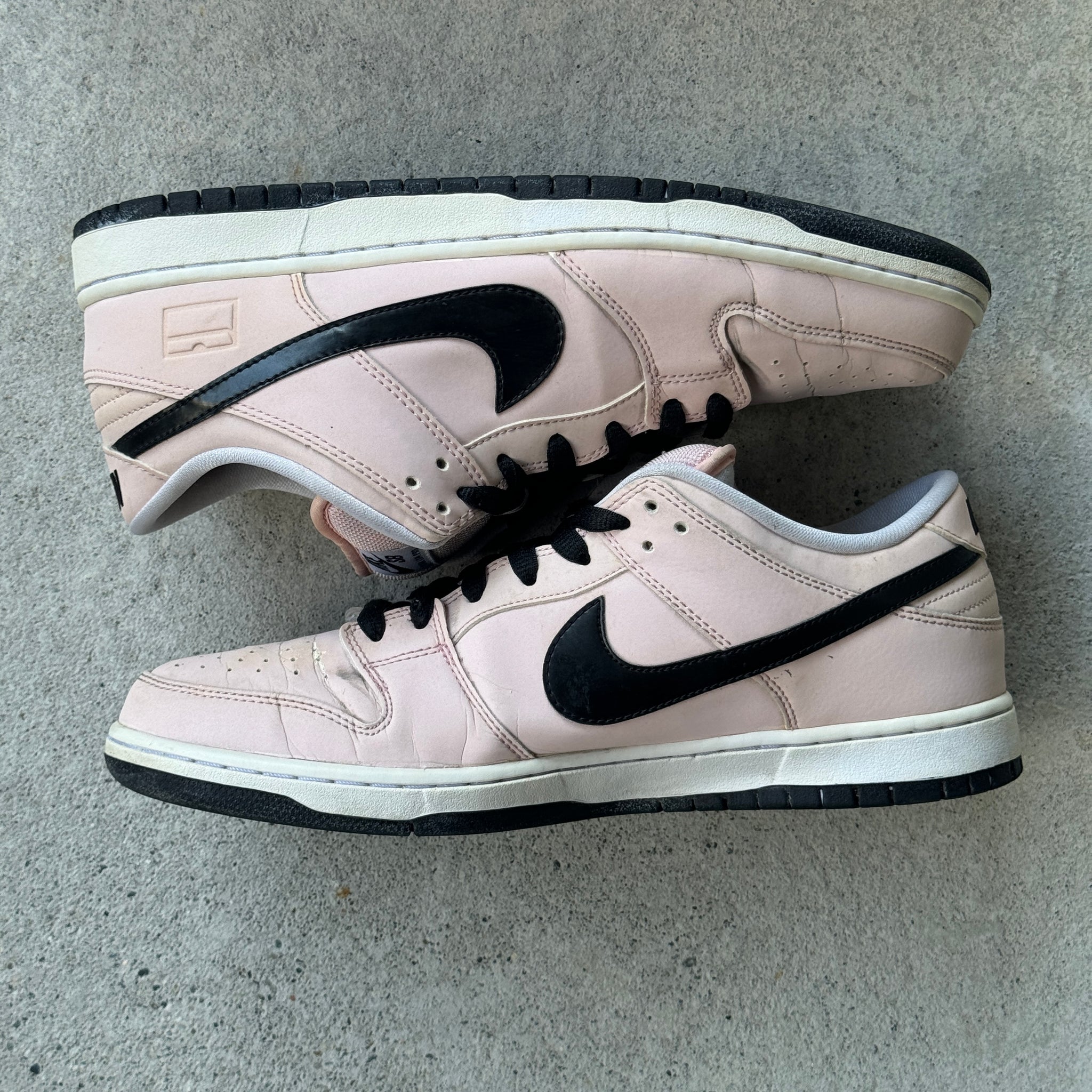12 US - NIKE SB DUNK LOW PINK BOX W BOX 2016