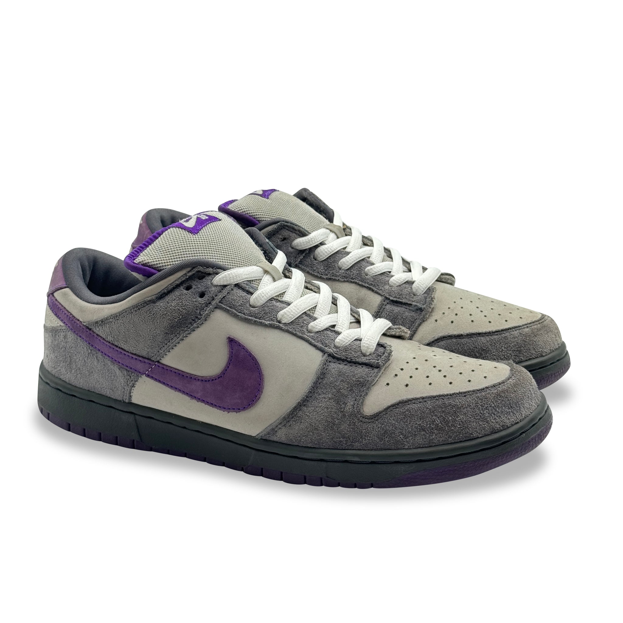 13 US - NIKE SB DUNK LOW PURPLE PIGEON W BOX 2006