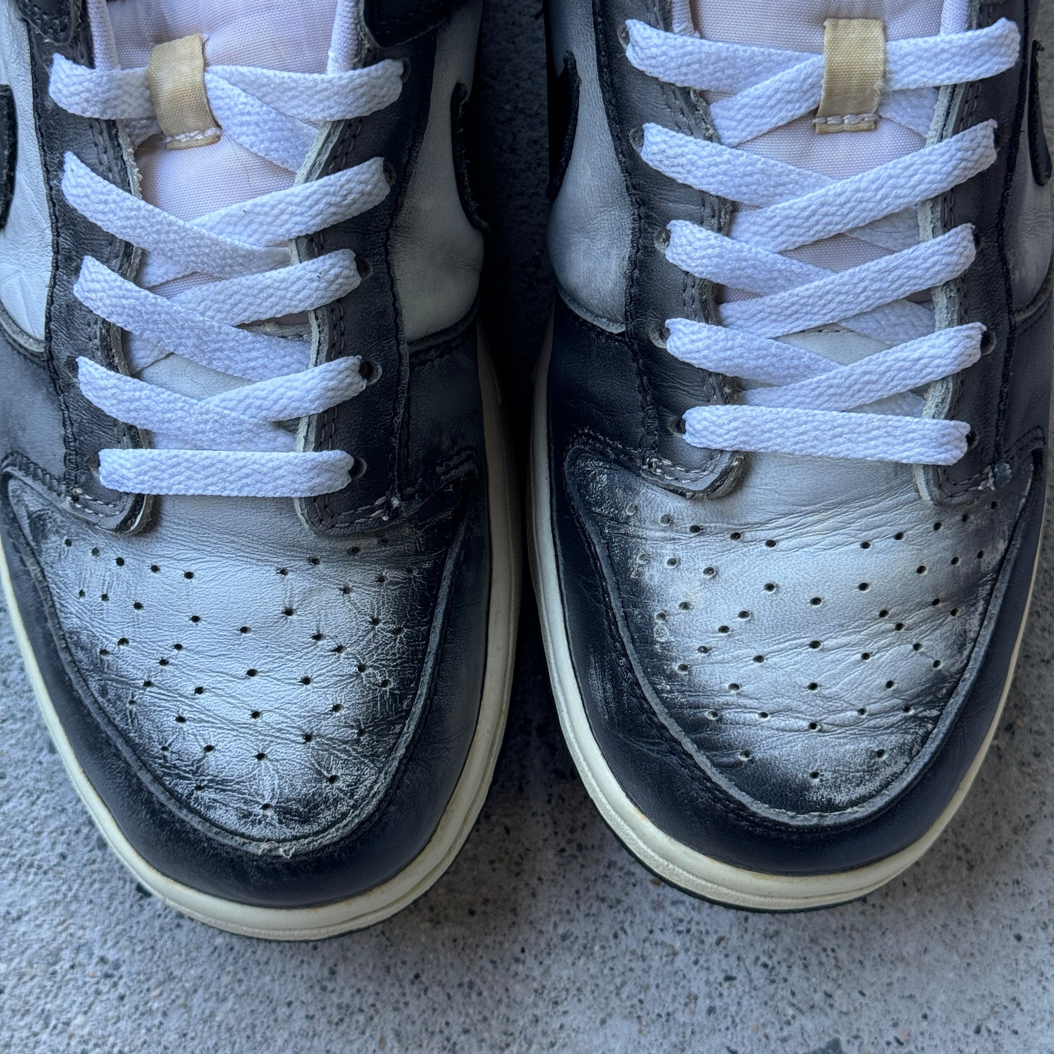 9 US - NIKE DUNK LOW HAZE W BOX 2003