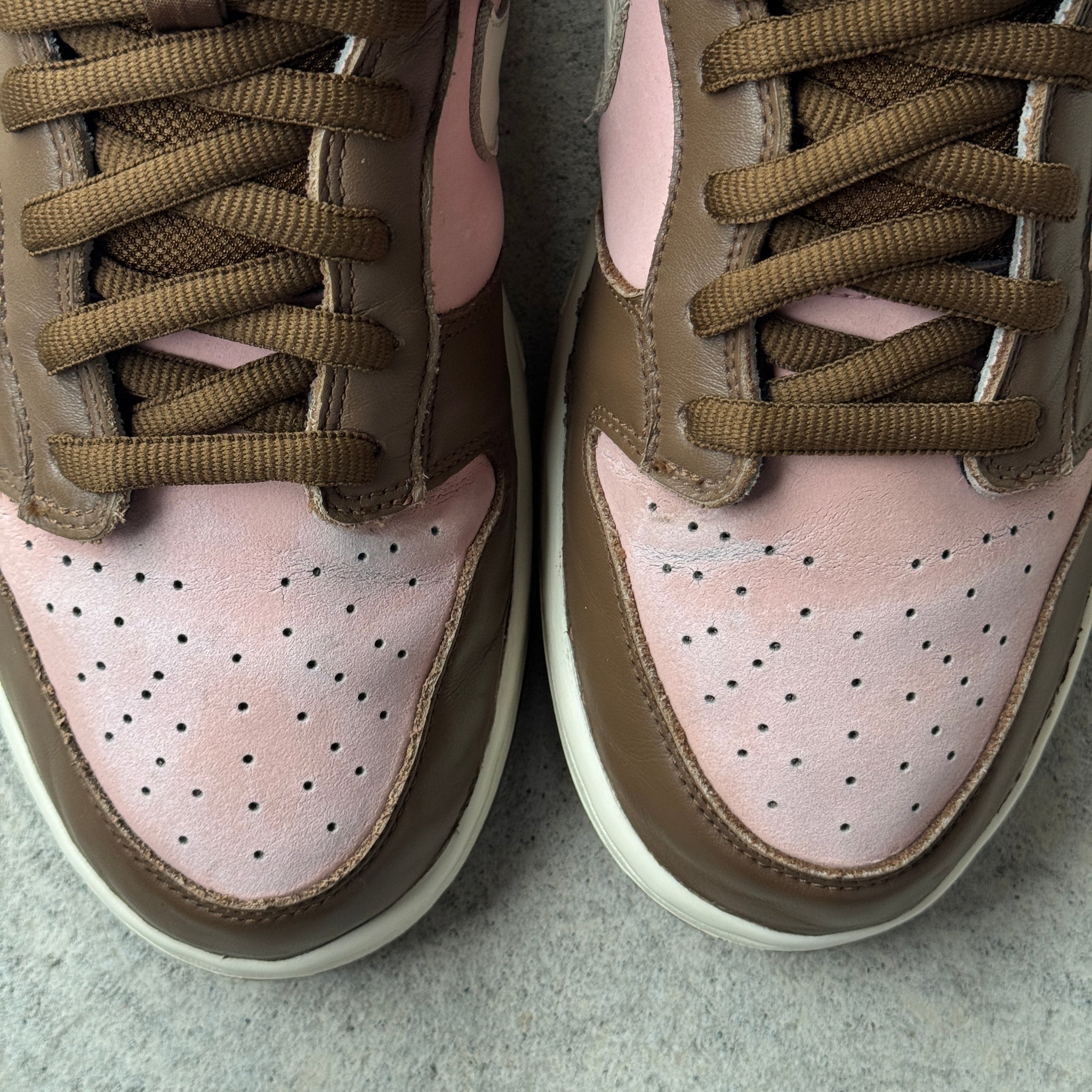 12 US - NIKE SB DUNK LOW STUSSY W BOX 2005