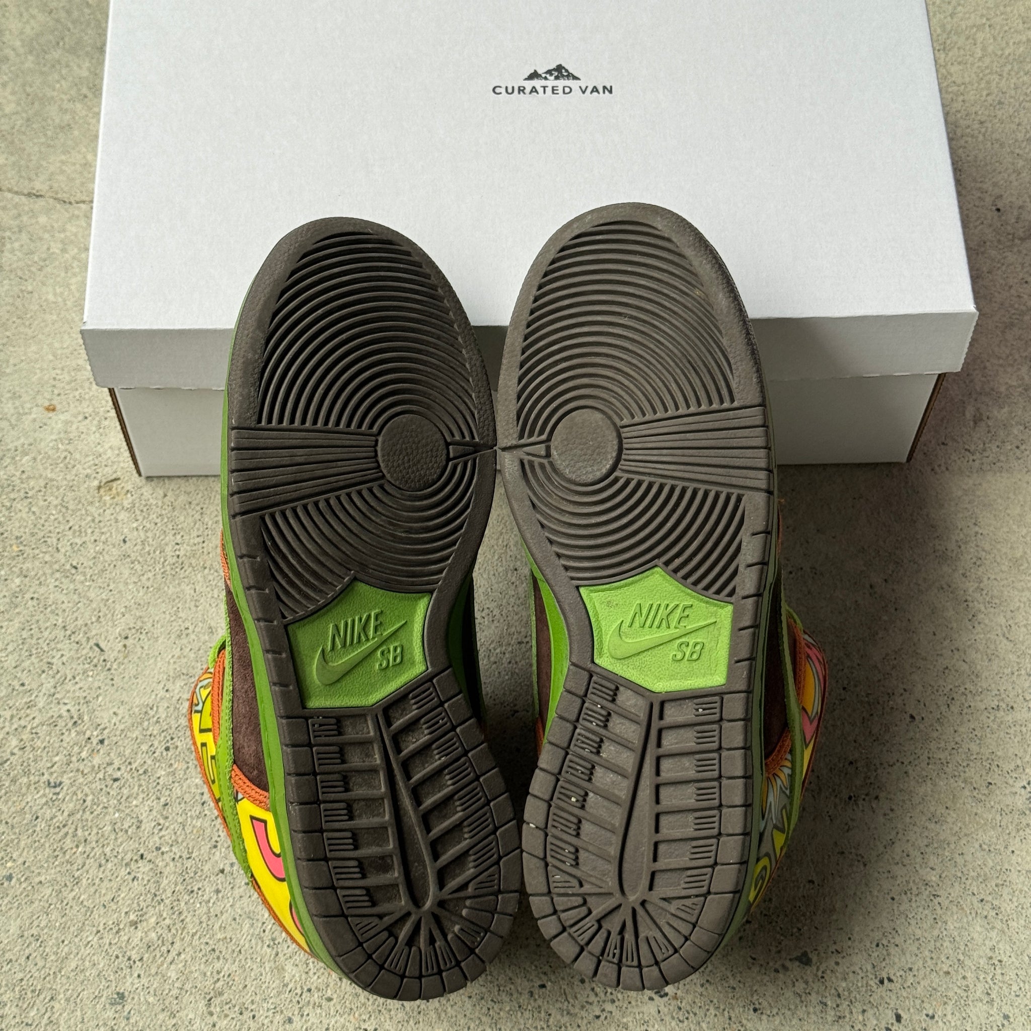 9 US - NIKE SB DUNK LOW DE LA SOUL 2015