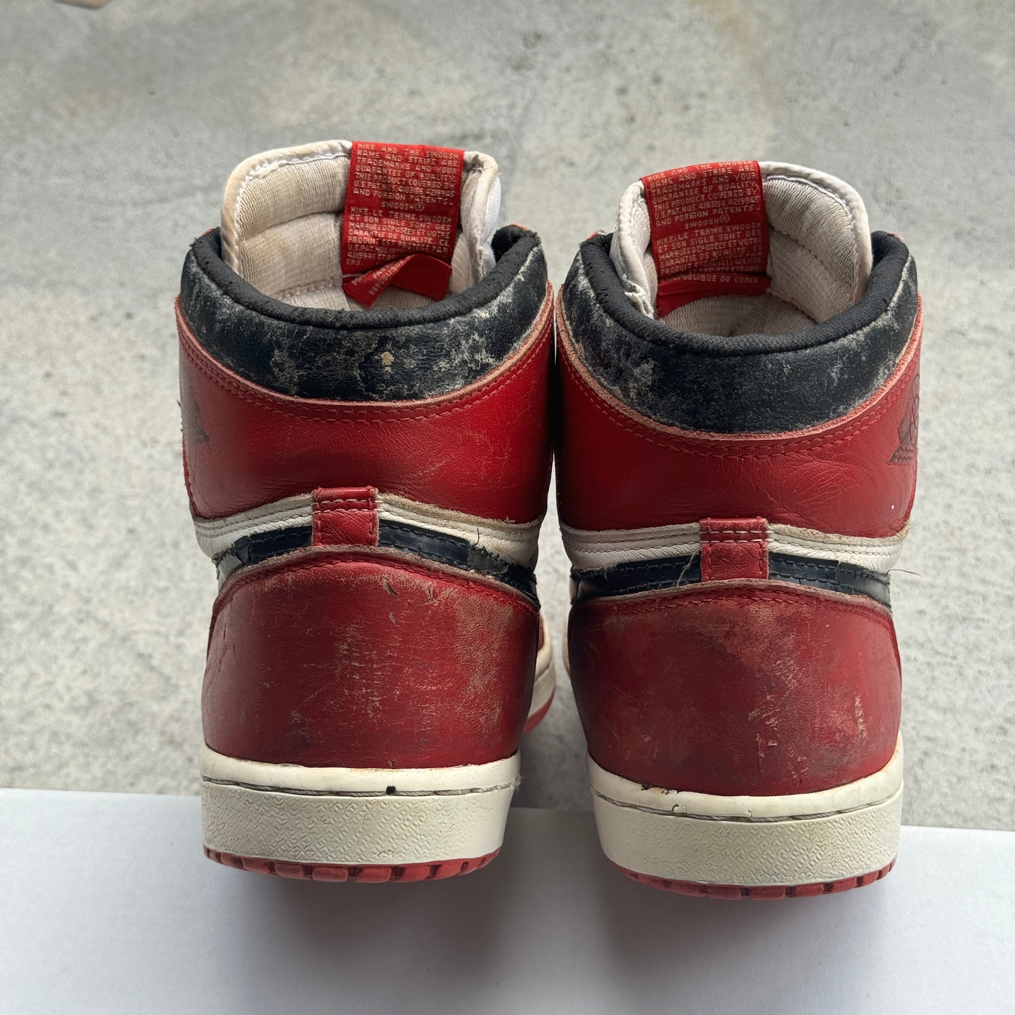 10 US - JORDAN 1 CHICAGO 1985