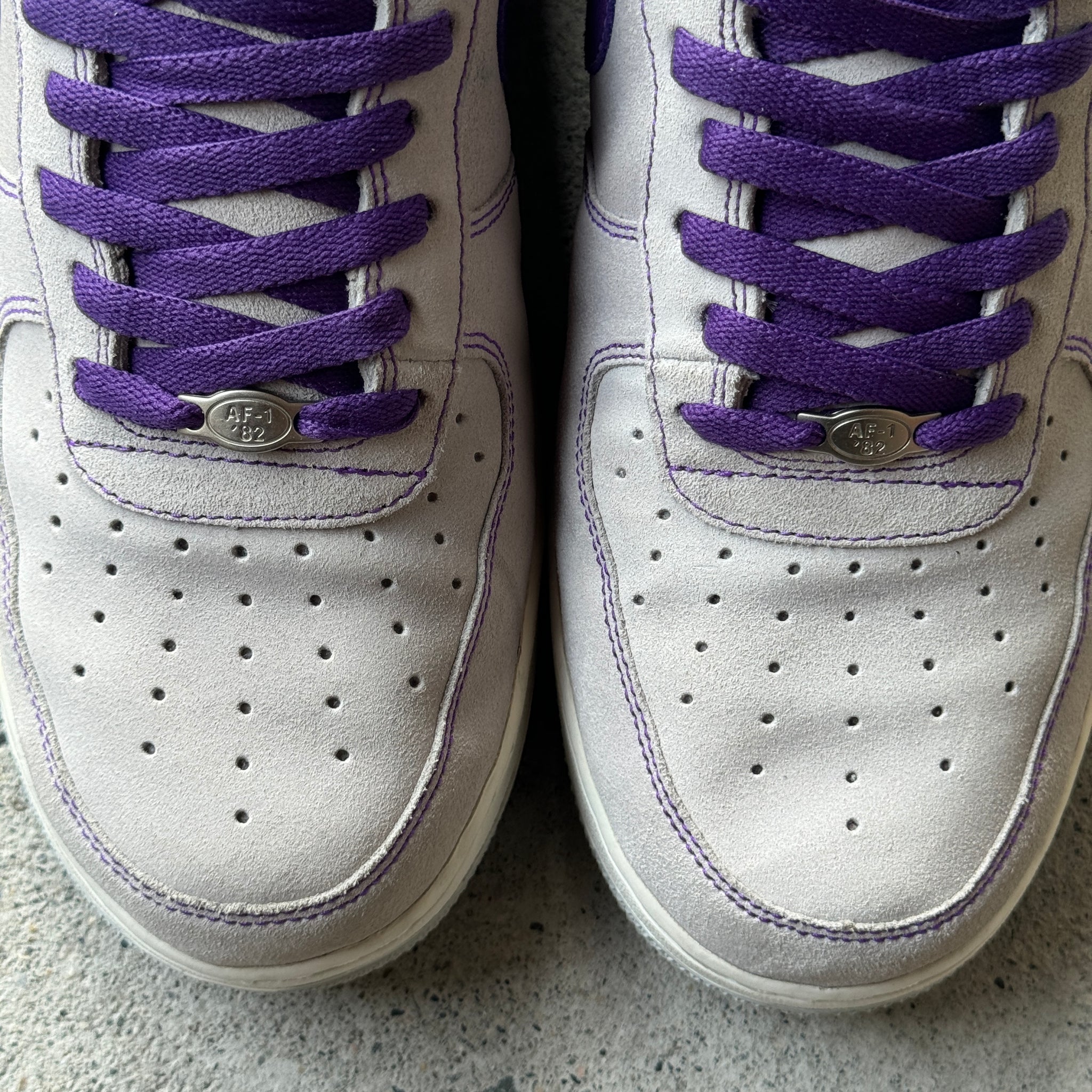 12 US - NIKE AIR FORCE 1 LEBRON CHAMBER OF FEAR "HYPE" W BOX 2005