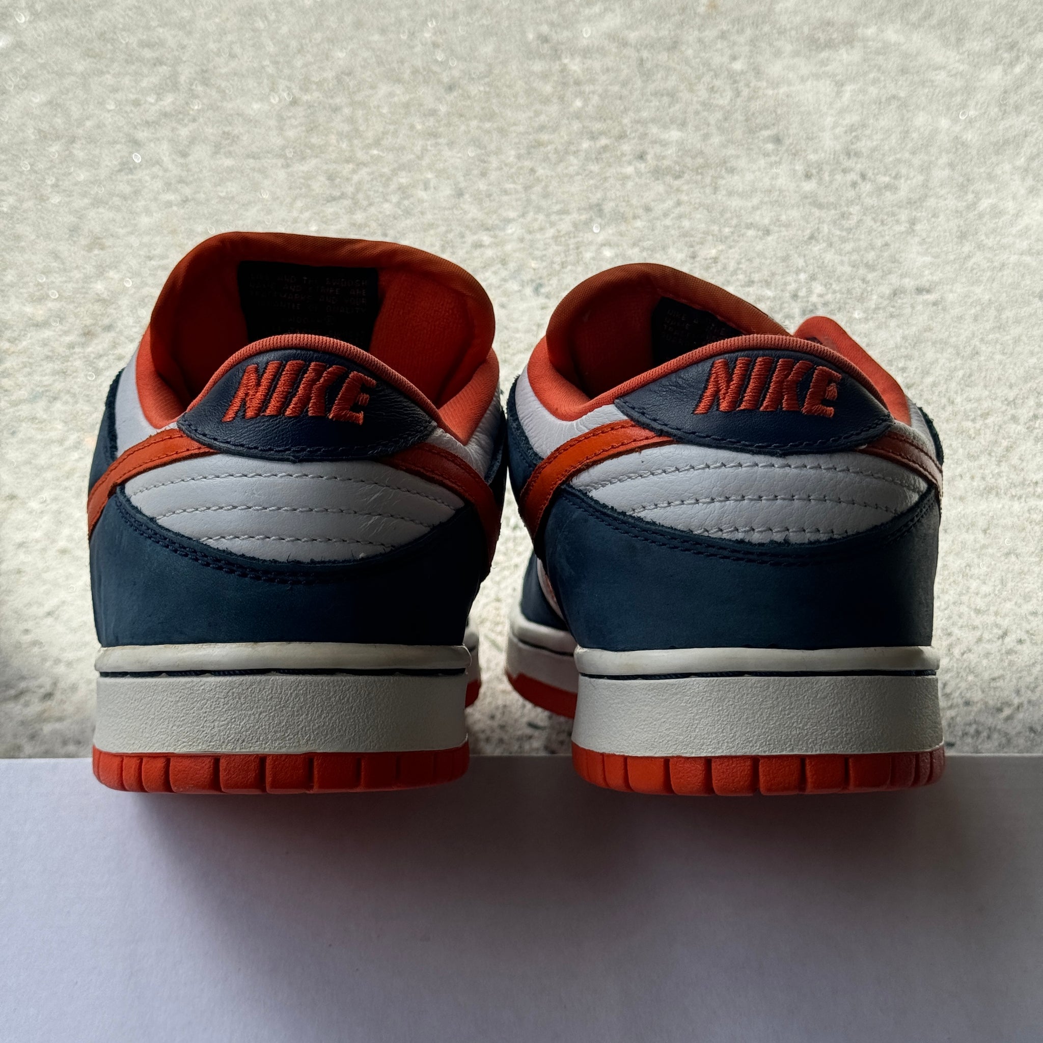 9 US - NIKE SB DUNK LOW BRONCOS 2003
