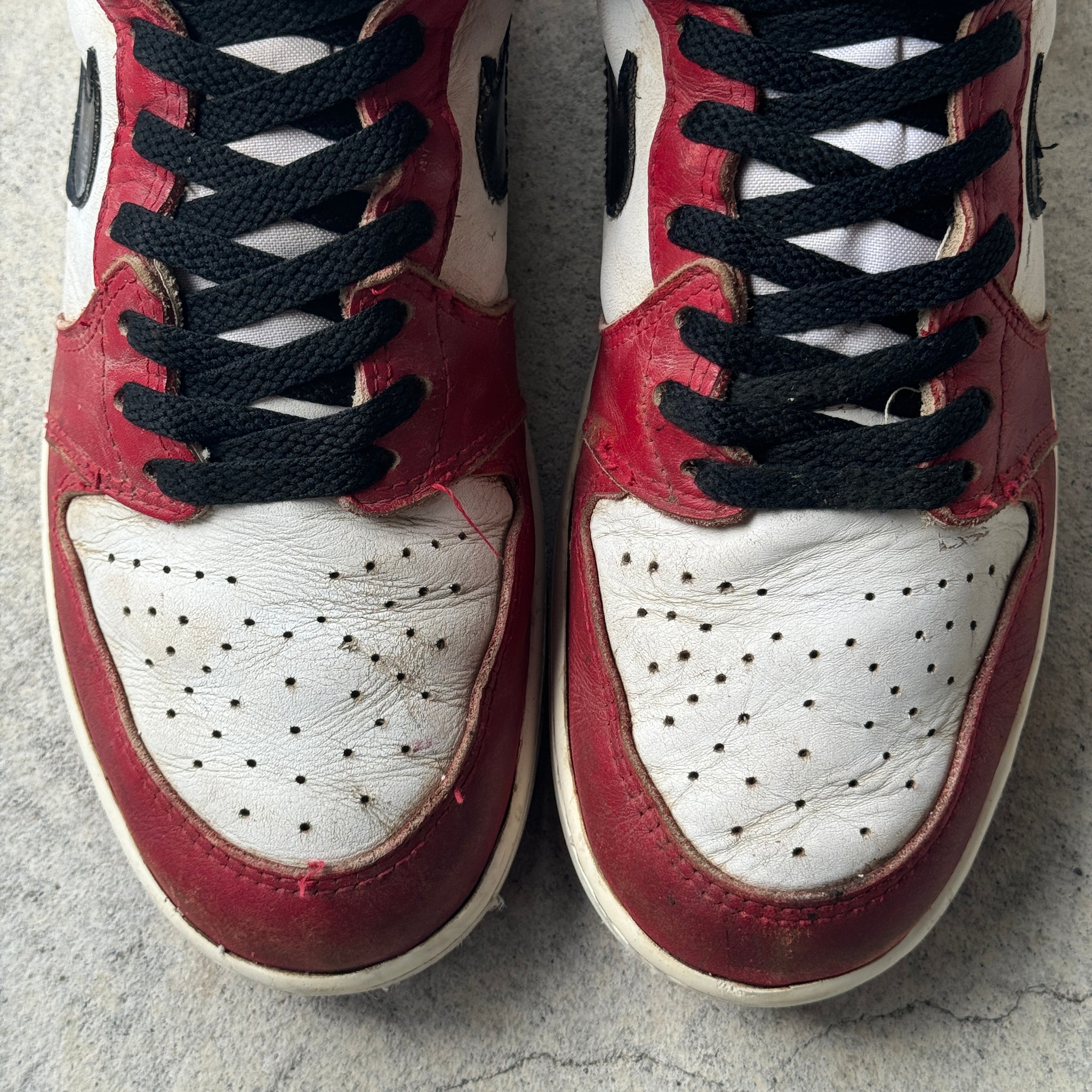 10 US - JORDAN 1 CHICAGO 1985