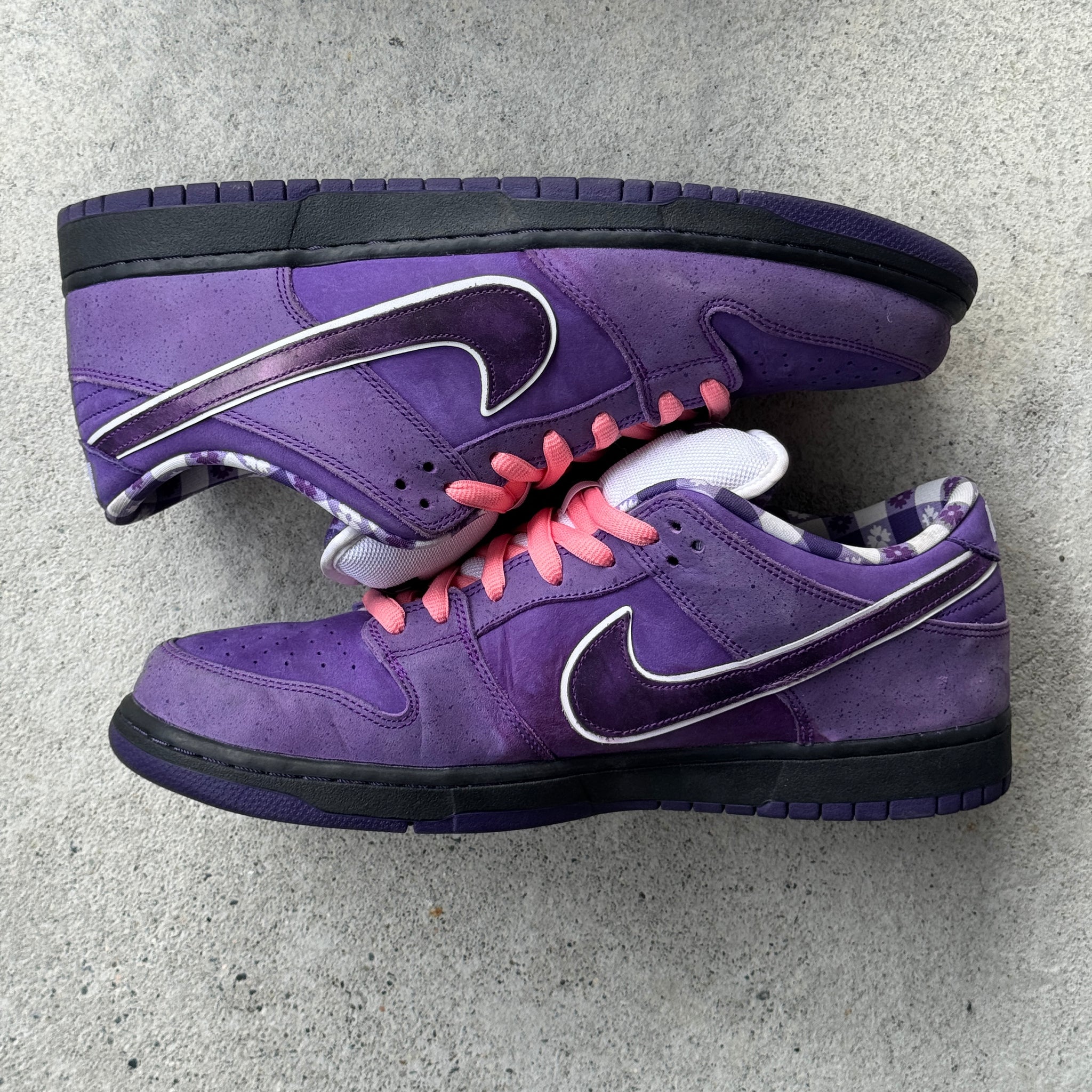 13 US - NIKE SB DUNK LOW PURPLE LOBSTER W BOX 2018