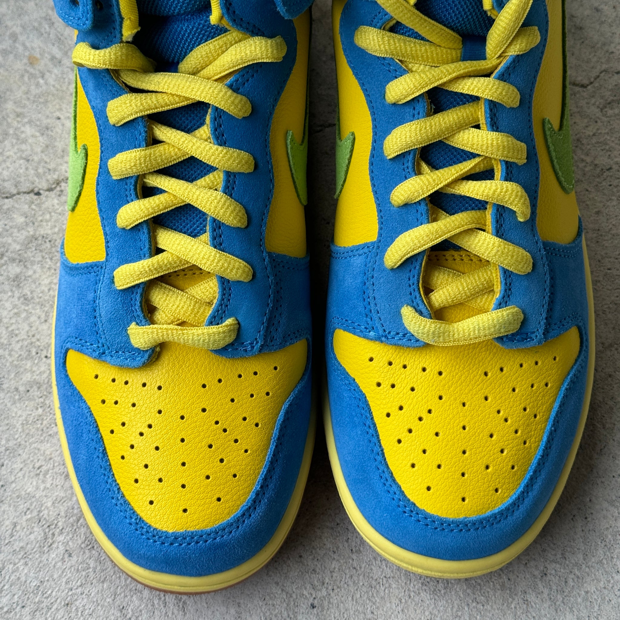 10 US - DS NIKE SB DUNK HIGH MARGE SIMPSON W BOX 2008