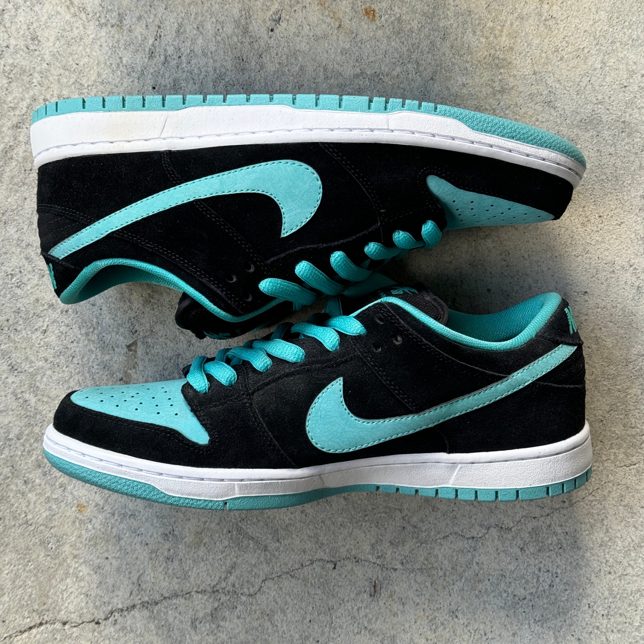 9 US - DS NIKE SB DUNK LOW CLEAR JADE 2012