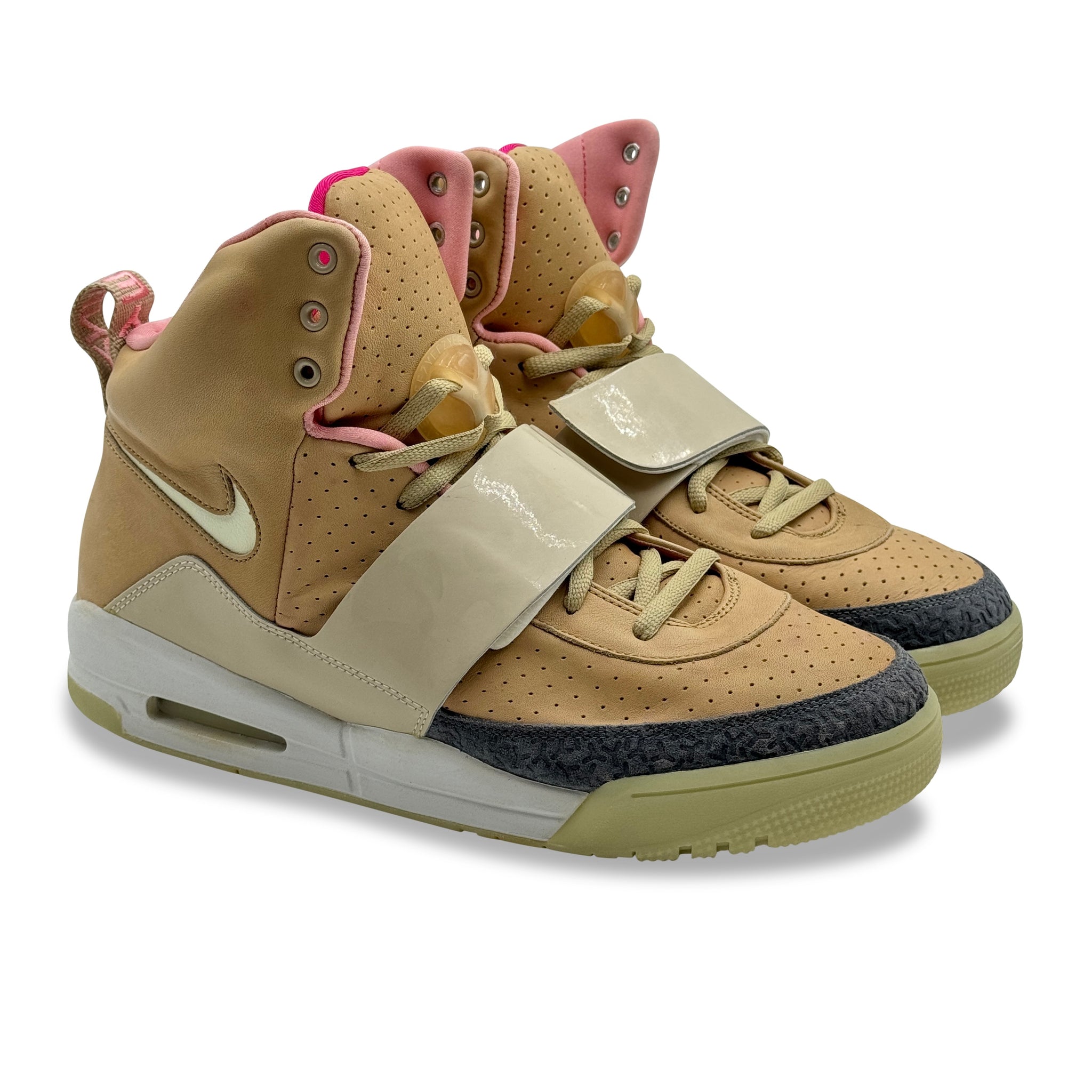 12 US - DS NIKE AIR YEEZY 1 NET TAN W BOX 2009