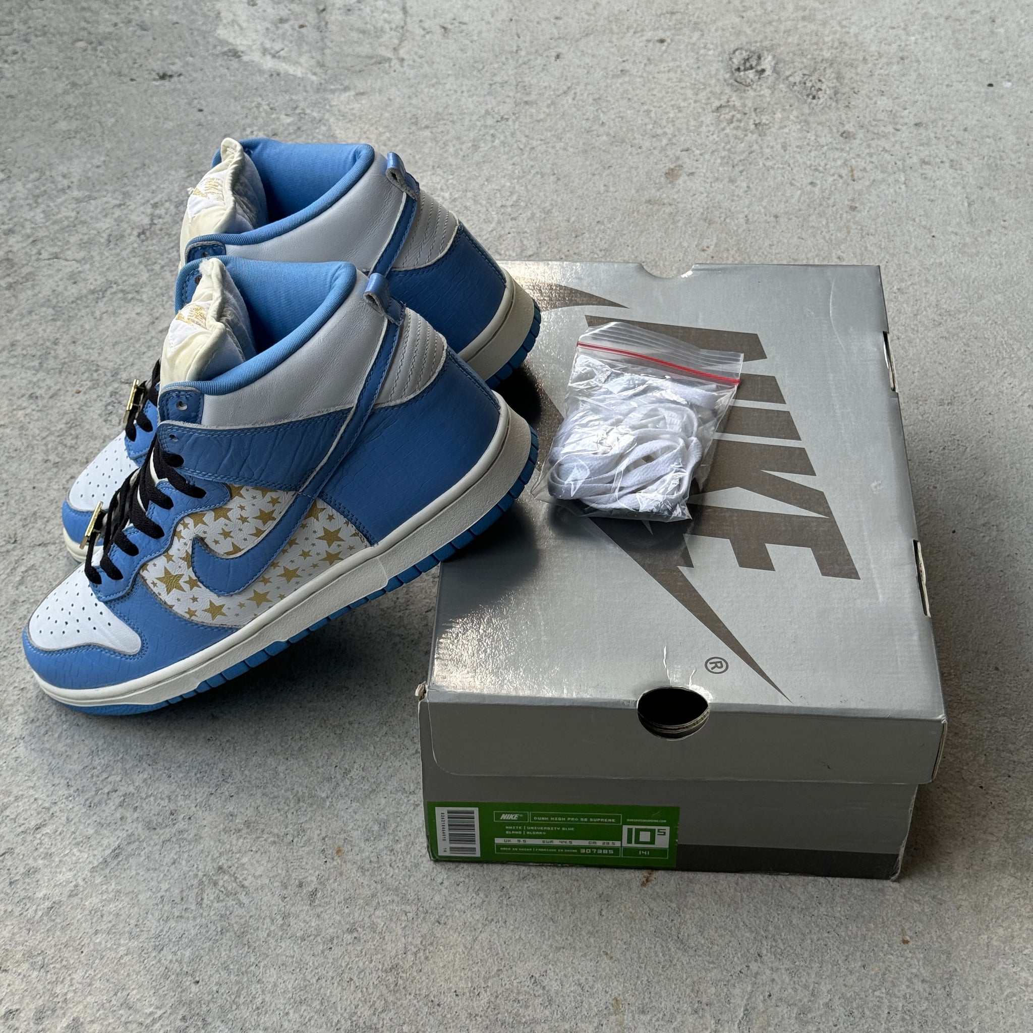 10.5 US - NIKE SB DUNK HIGH SUPREME BLUE STARS W BOX