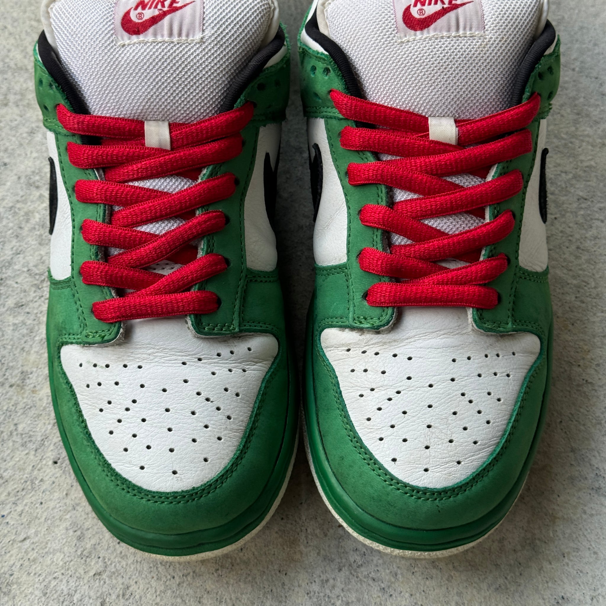 8.5 US - NIKE SB DUNK LOW HEINEKEN  W BOX 2003