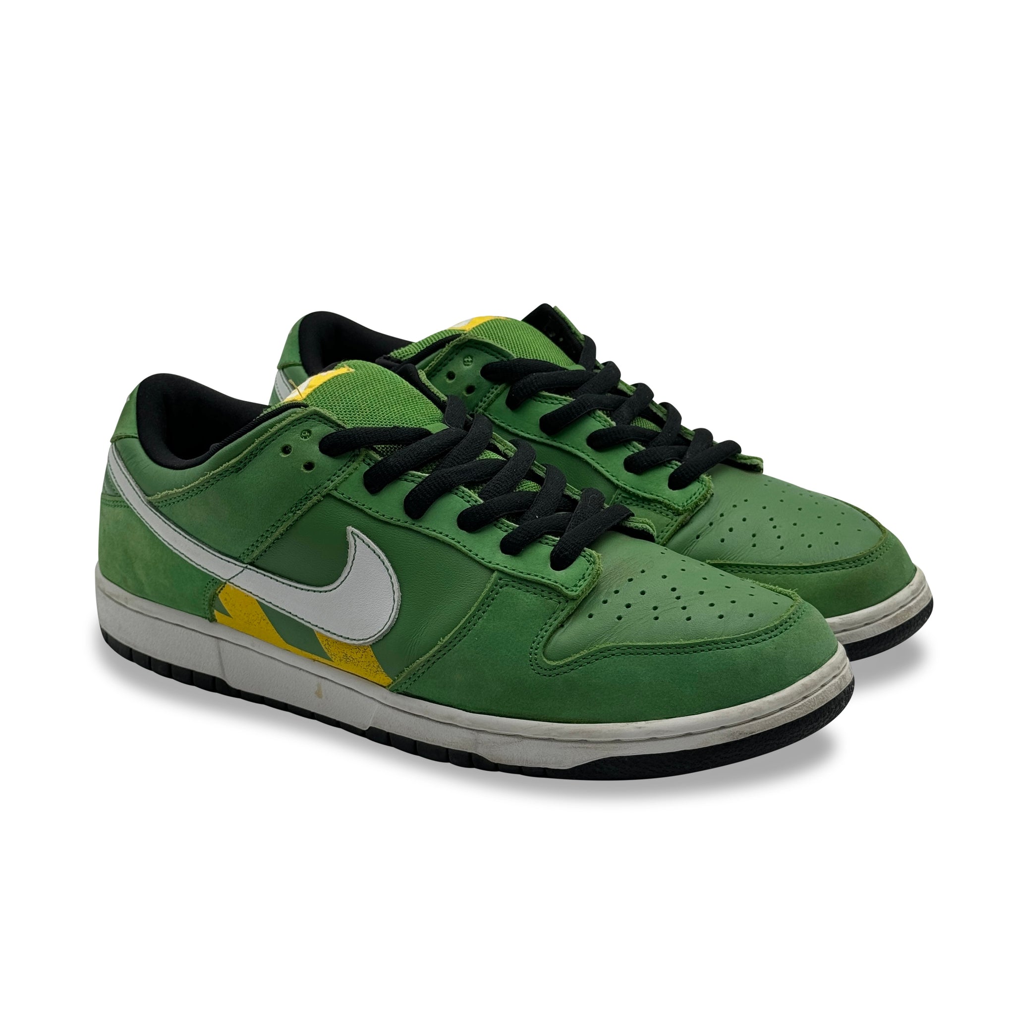 13 US - NIKE SB DUNK LOW TOKYO TAXI 2006