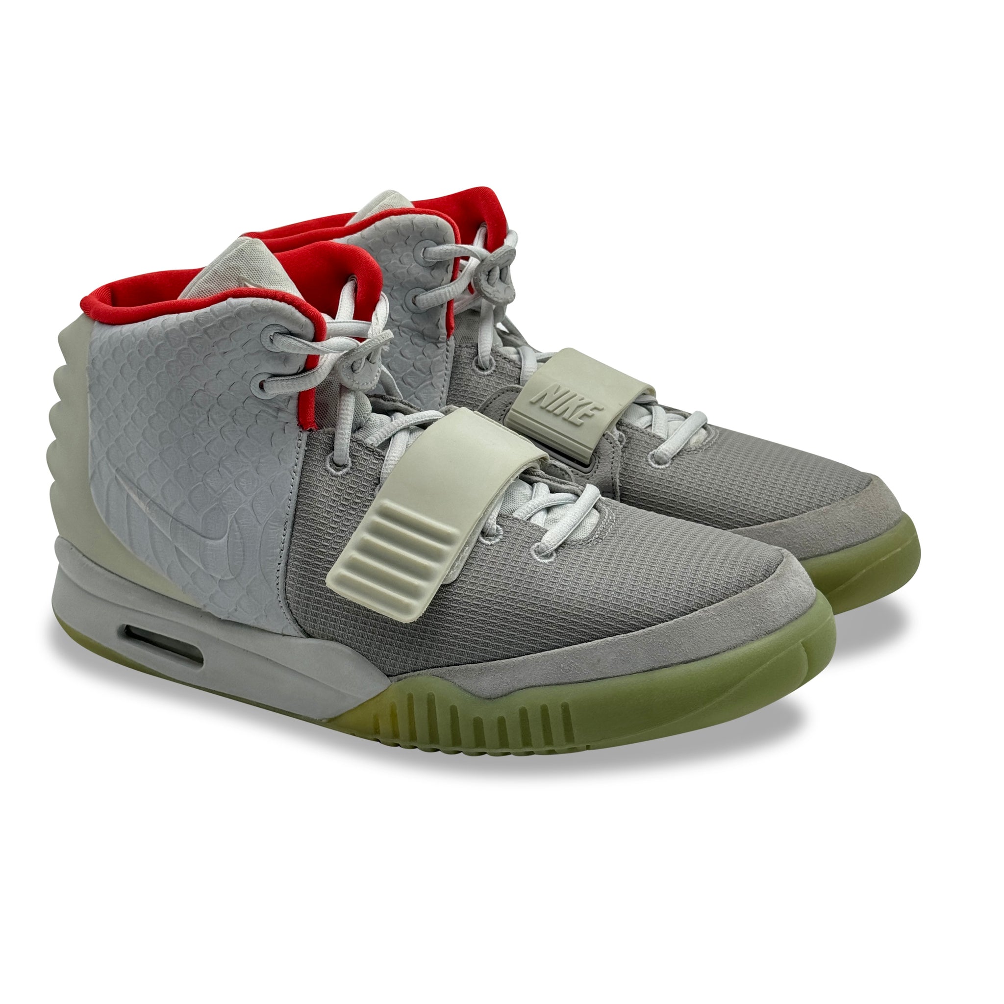 12 US - DS NIKE AIR YEEZY 2 PURE PLATNIUM W BOX 2014