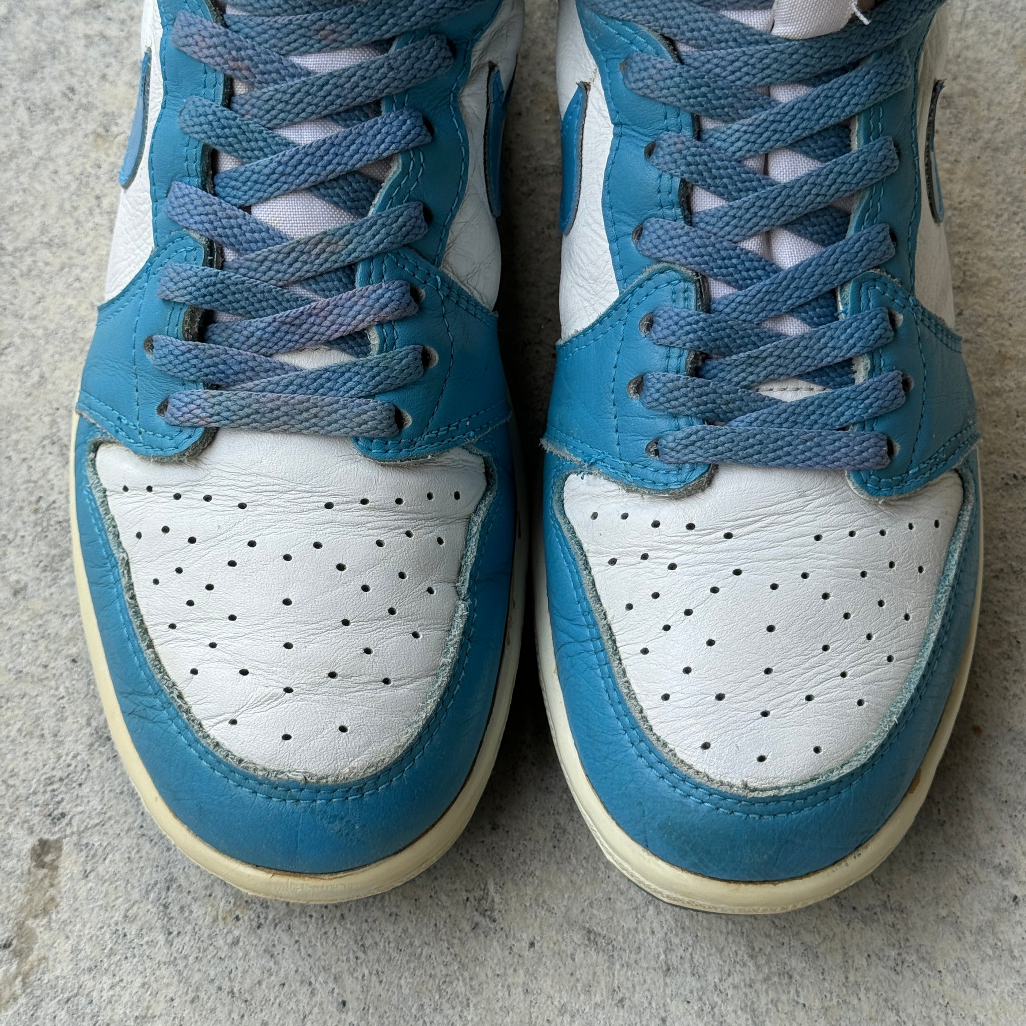 8 US - JORDAN 1 CAROLINA BLUE 1985