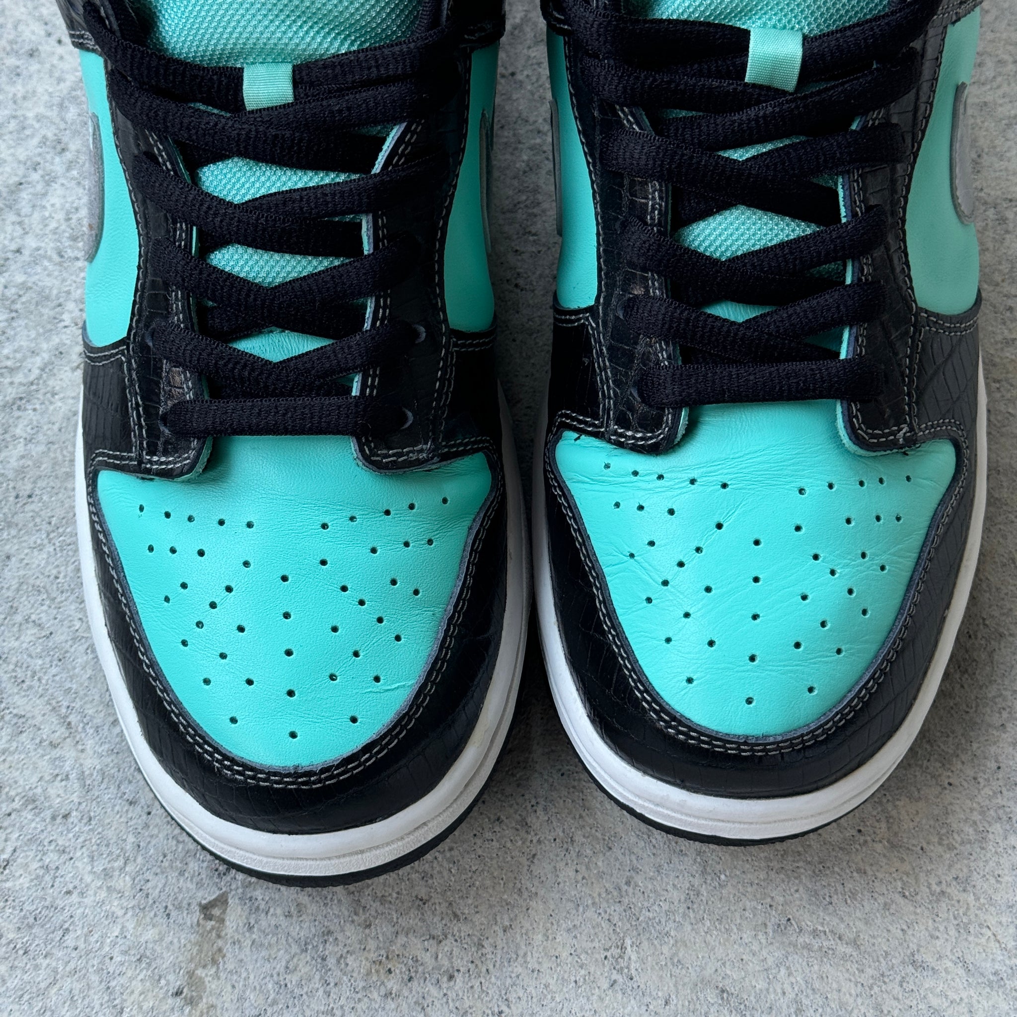 11 US - NIKE SB DUNK LOW TIFFANY DIAMOND W BOX 2005