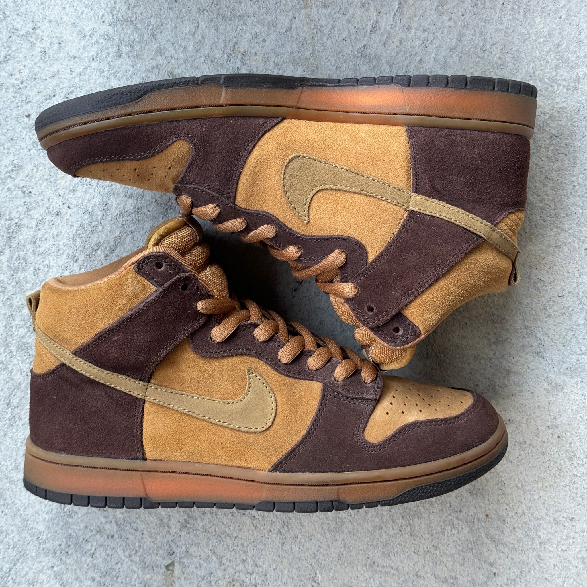 8.5 US - NIKE SB DUNK HIGH BROWN PACK W BOX 2006