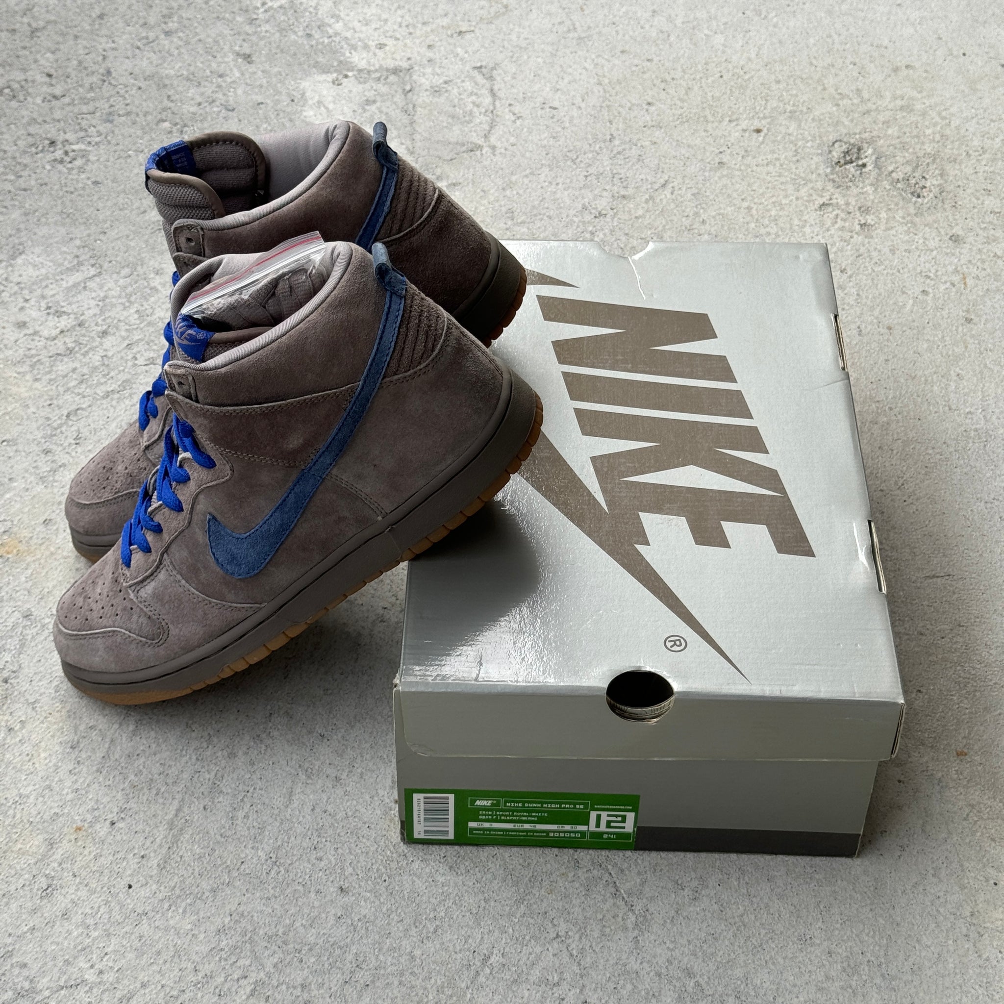 12 US - DS NIKE SB DUNK HIGH IRON W BOX 2003