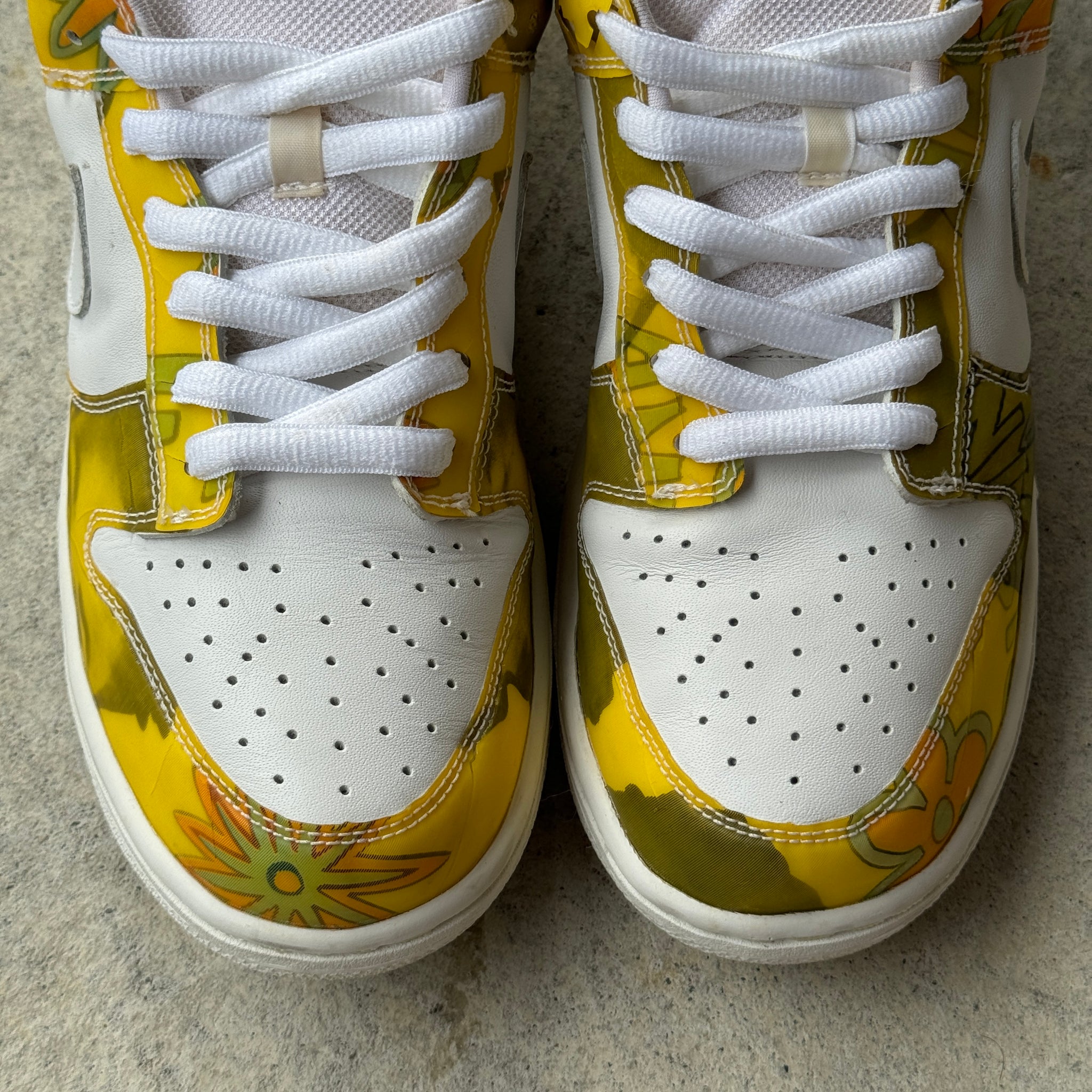 10 US - NIKE SB DUNK LOW DE LA SOUL YELLOW 2005