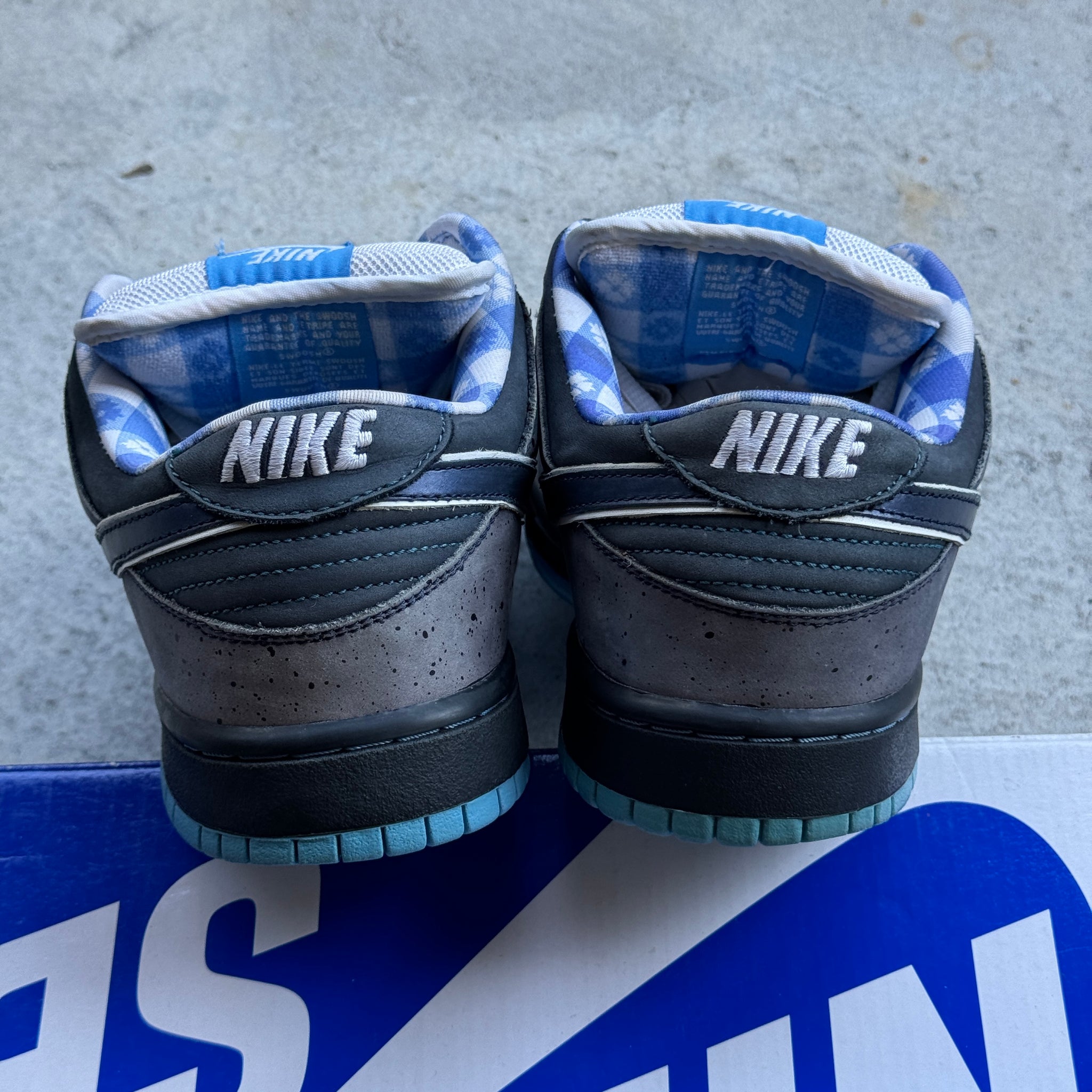 10 US - NIKE SB DUNK LOW BLUE LOBSTER W BOX 2009