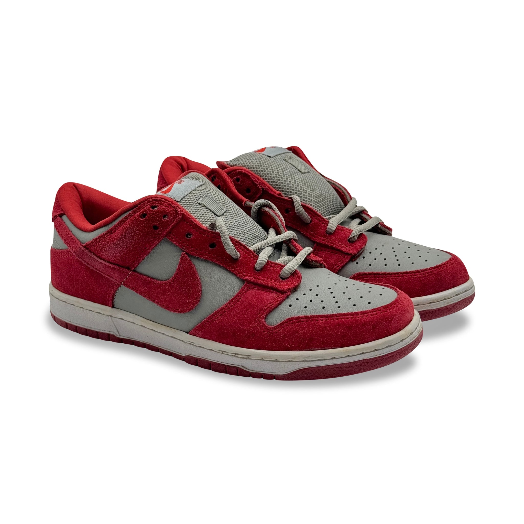 8.5 US - NIKE SB DUNK LOW EMB "UNLV" 2006