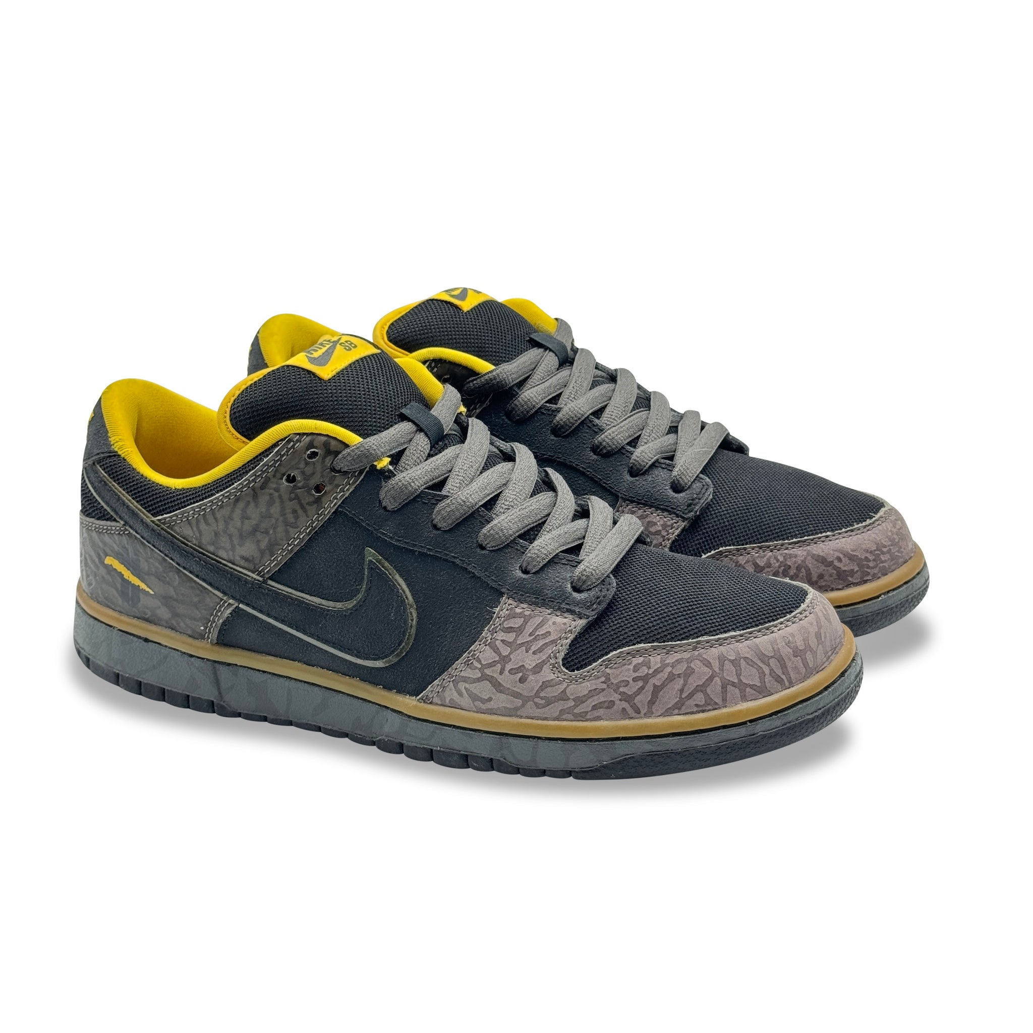 9.5 US - NIKE SB DUNK LOW YELLOW CURB W BOX 2010