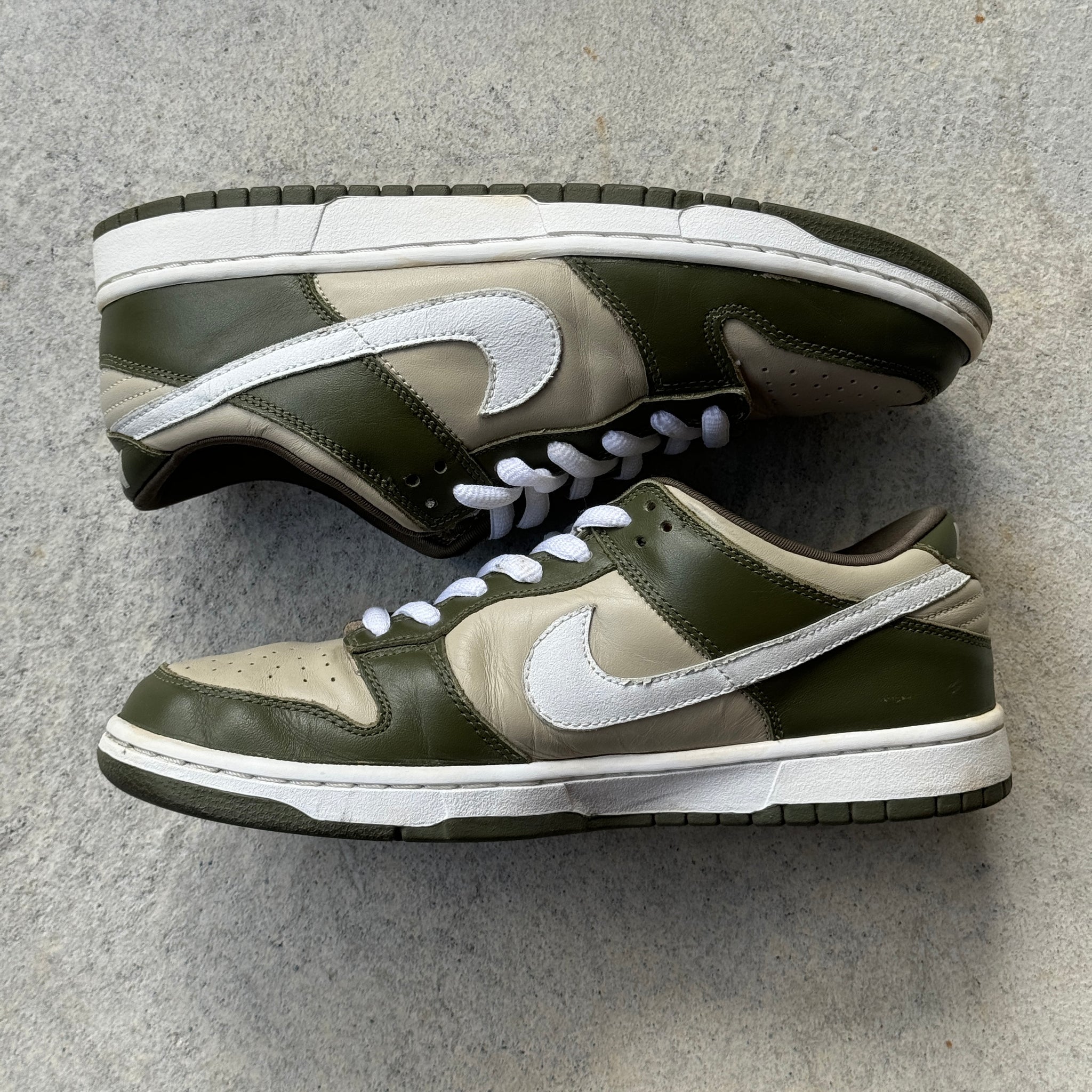 10 US - NIKE DUNK LOW PRO B OLIVE 2002